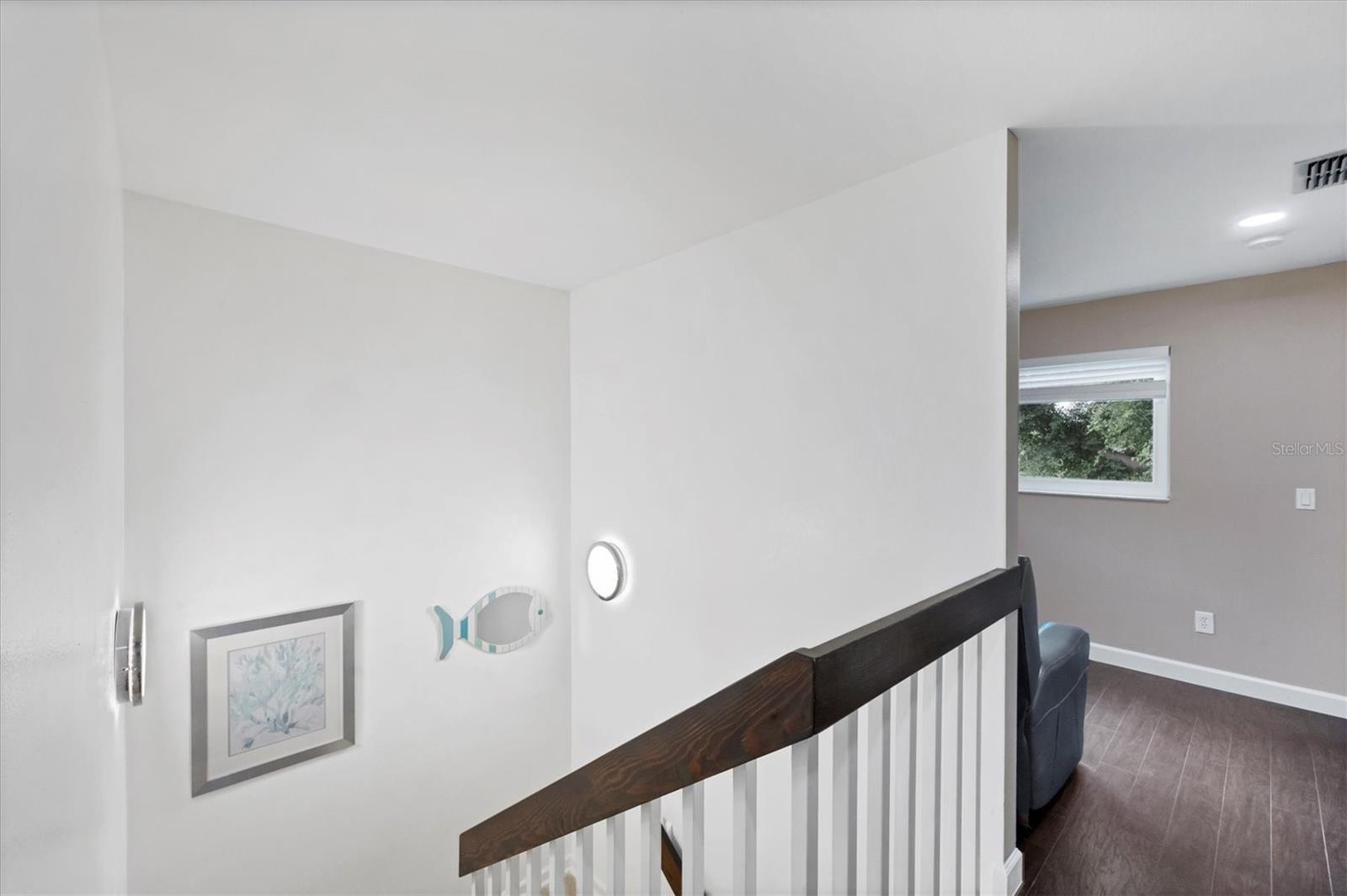 Image 42 of 78 For 1070 Bayshore Drive