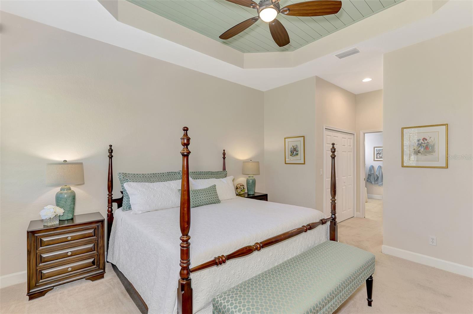 Image 23 of 69 For 13384 Golf Pointe Drive