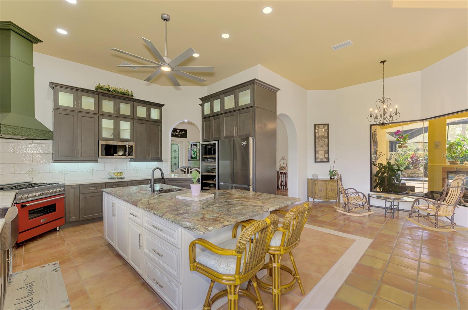 Image 19 of 100 For 3060 Rivershore Lane