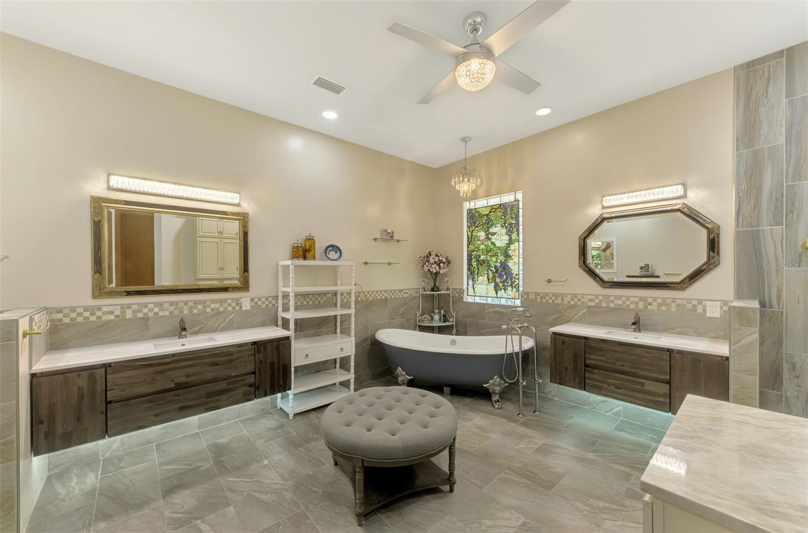 Image 41 of 100 For 3060 Rivershore Lane