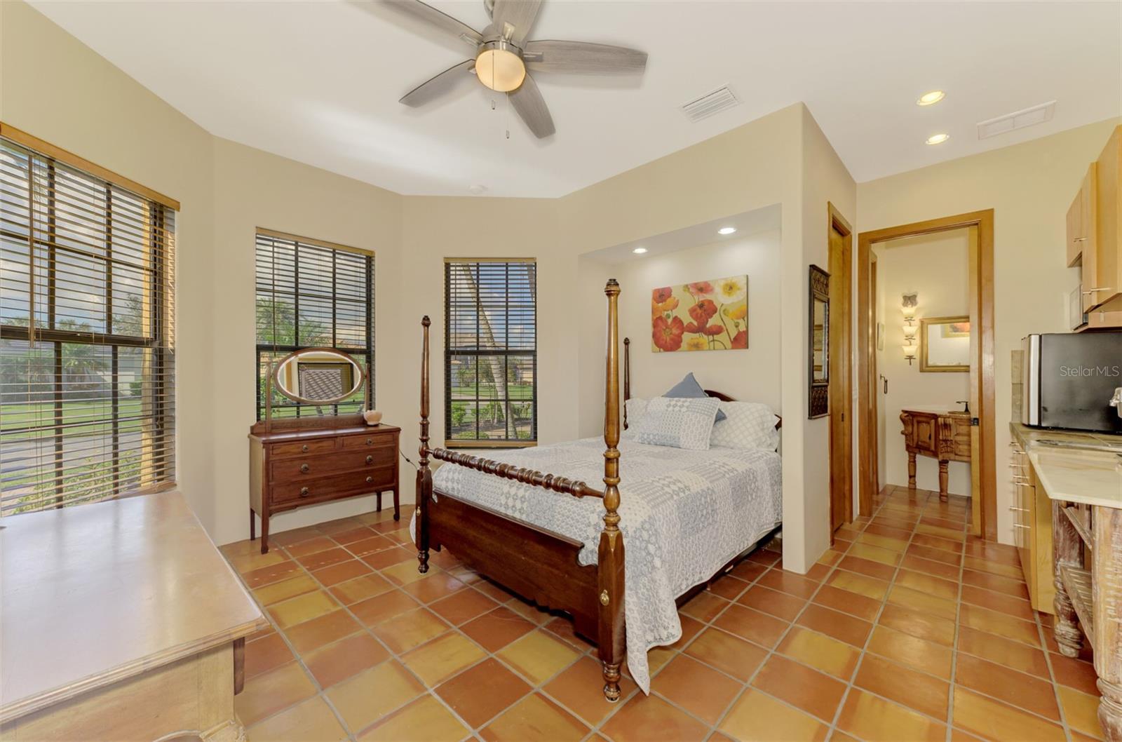 Image 70 of 100 For 3060 Rivershore Lane