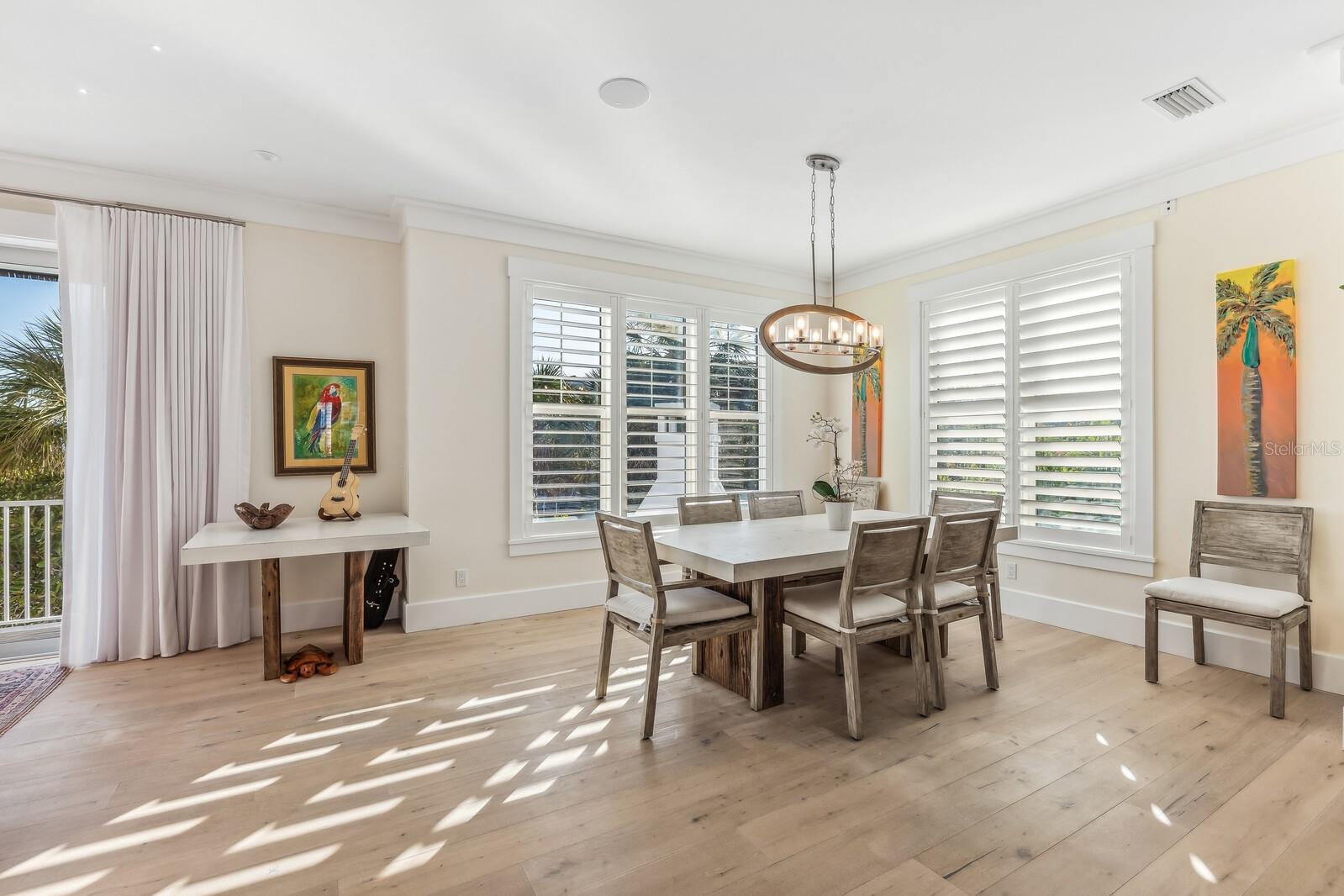 Image 10 of 40 For 164 1st Street E