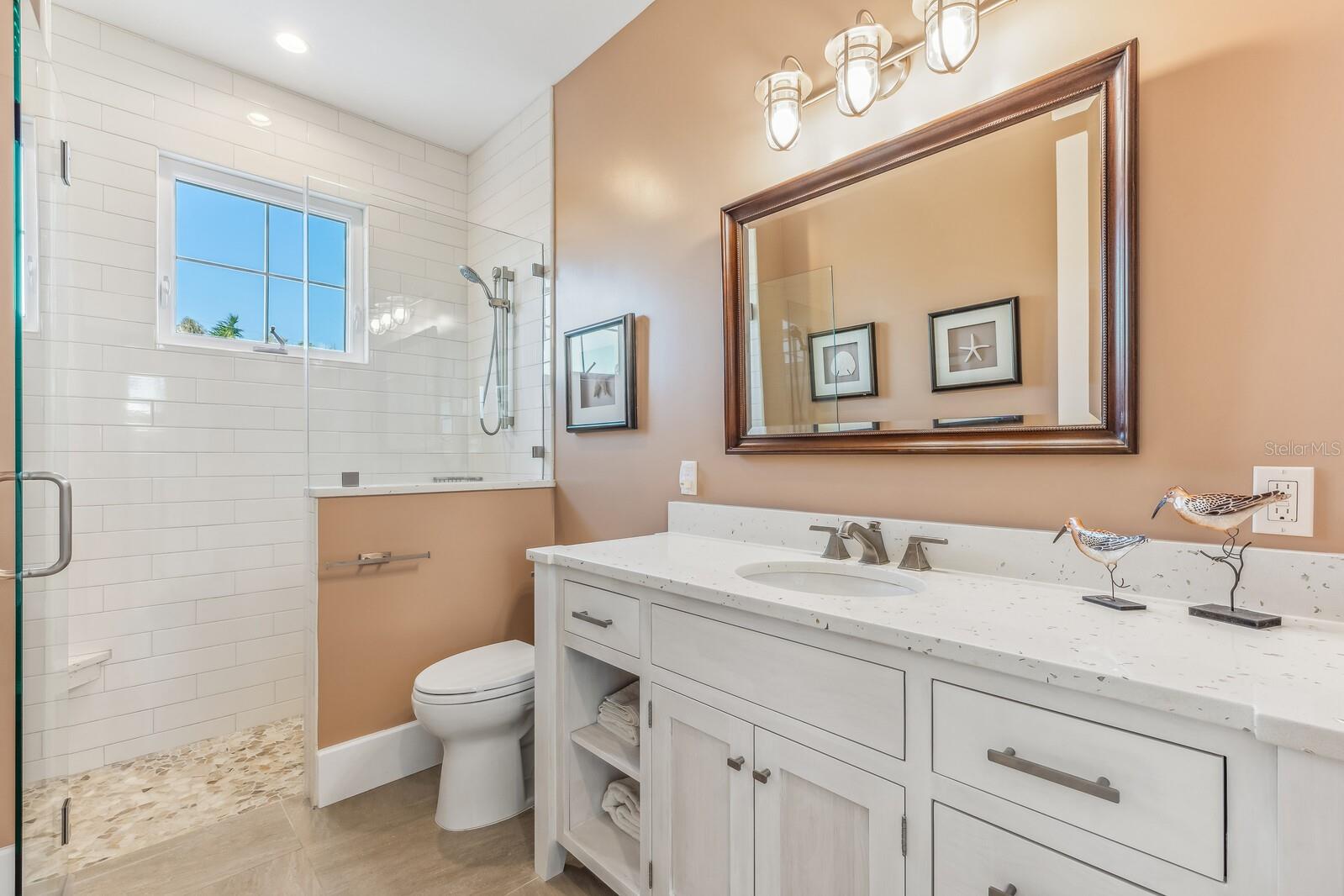Image 29 of 40 For 164 1st Street E