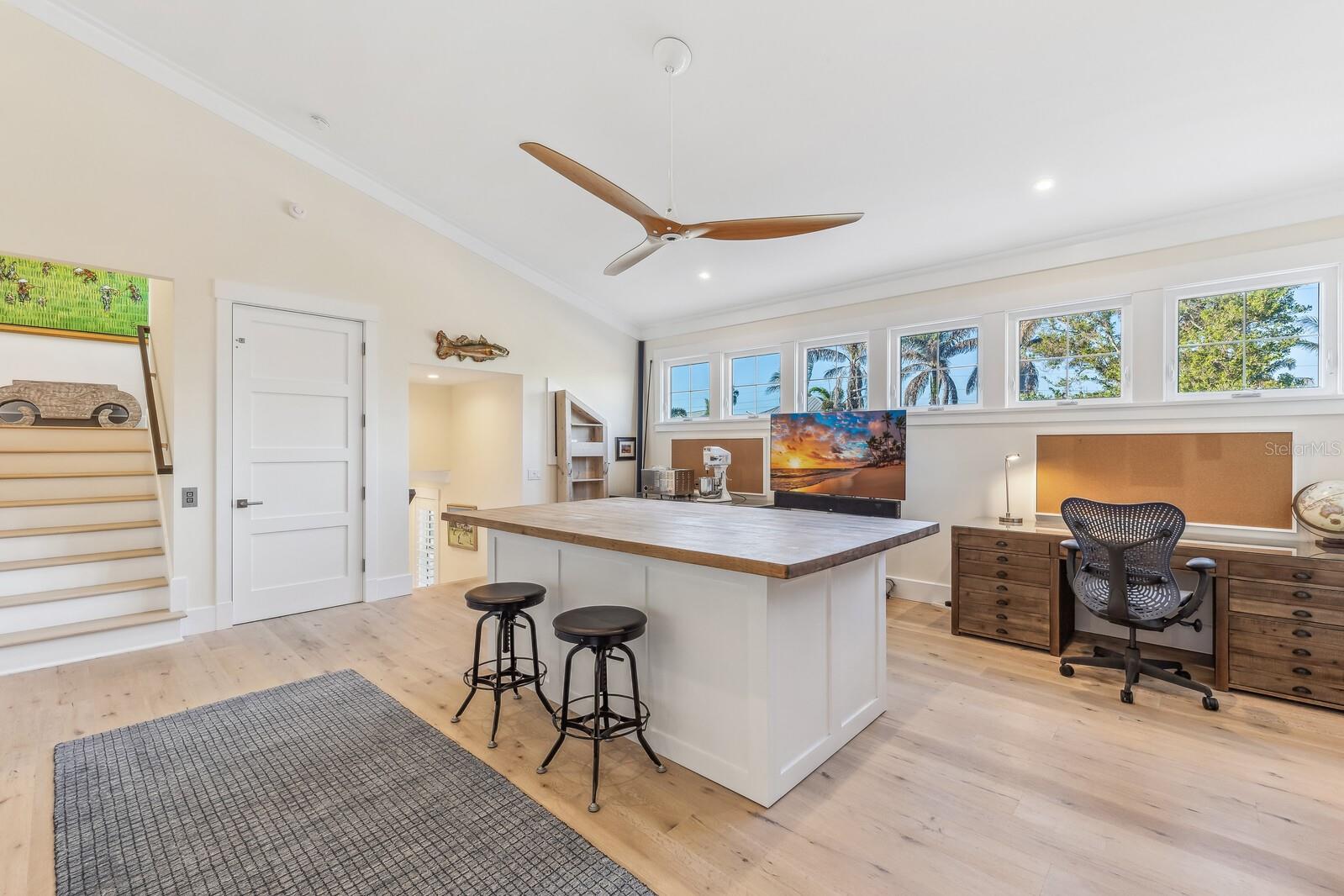 Image 30 of 40 For 164 1st Street E