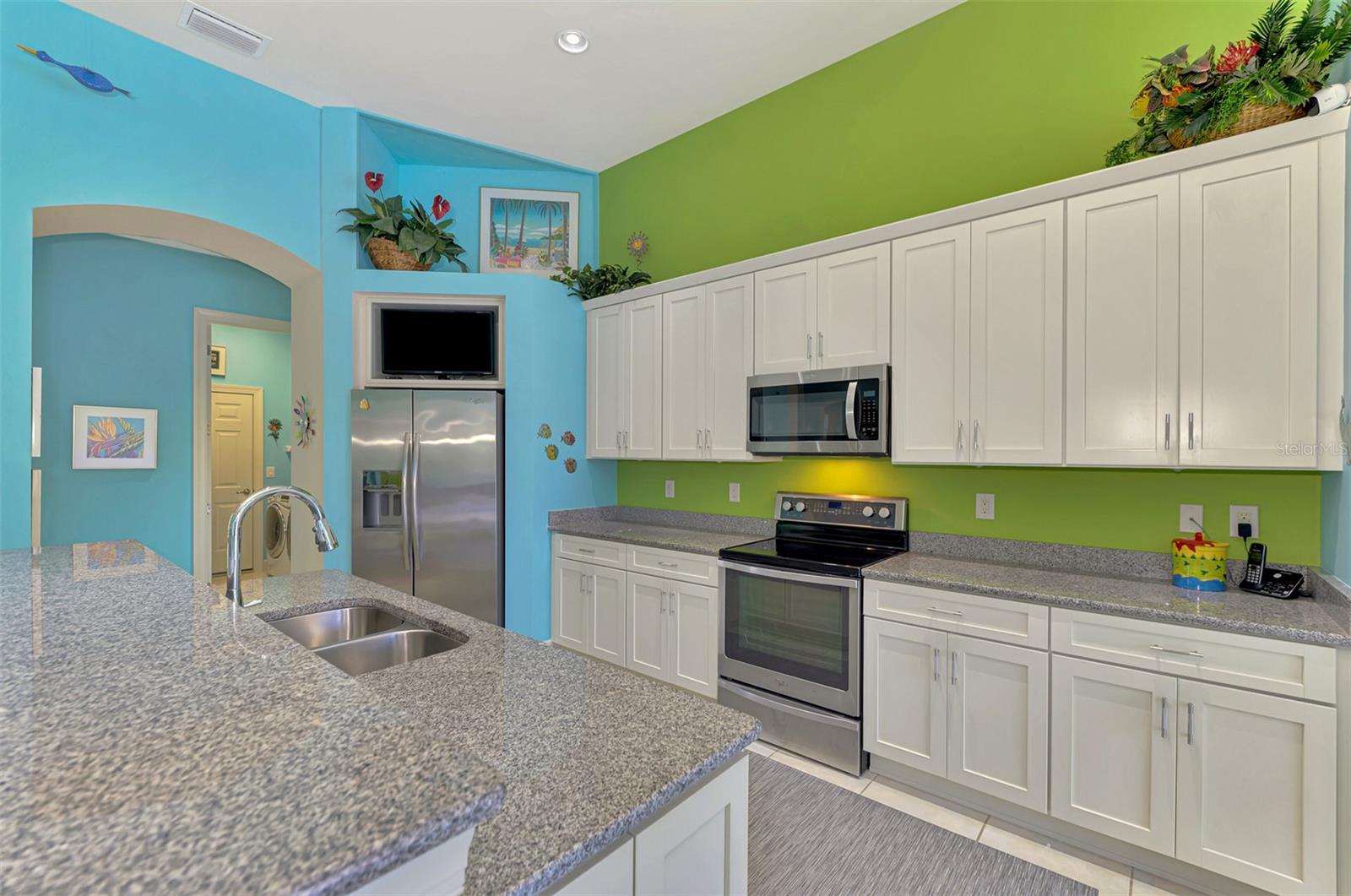 Image 15 of 87 For 2864 Mill Creek Road