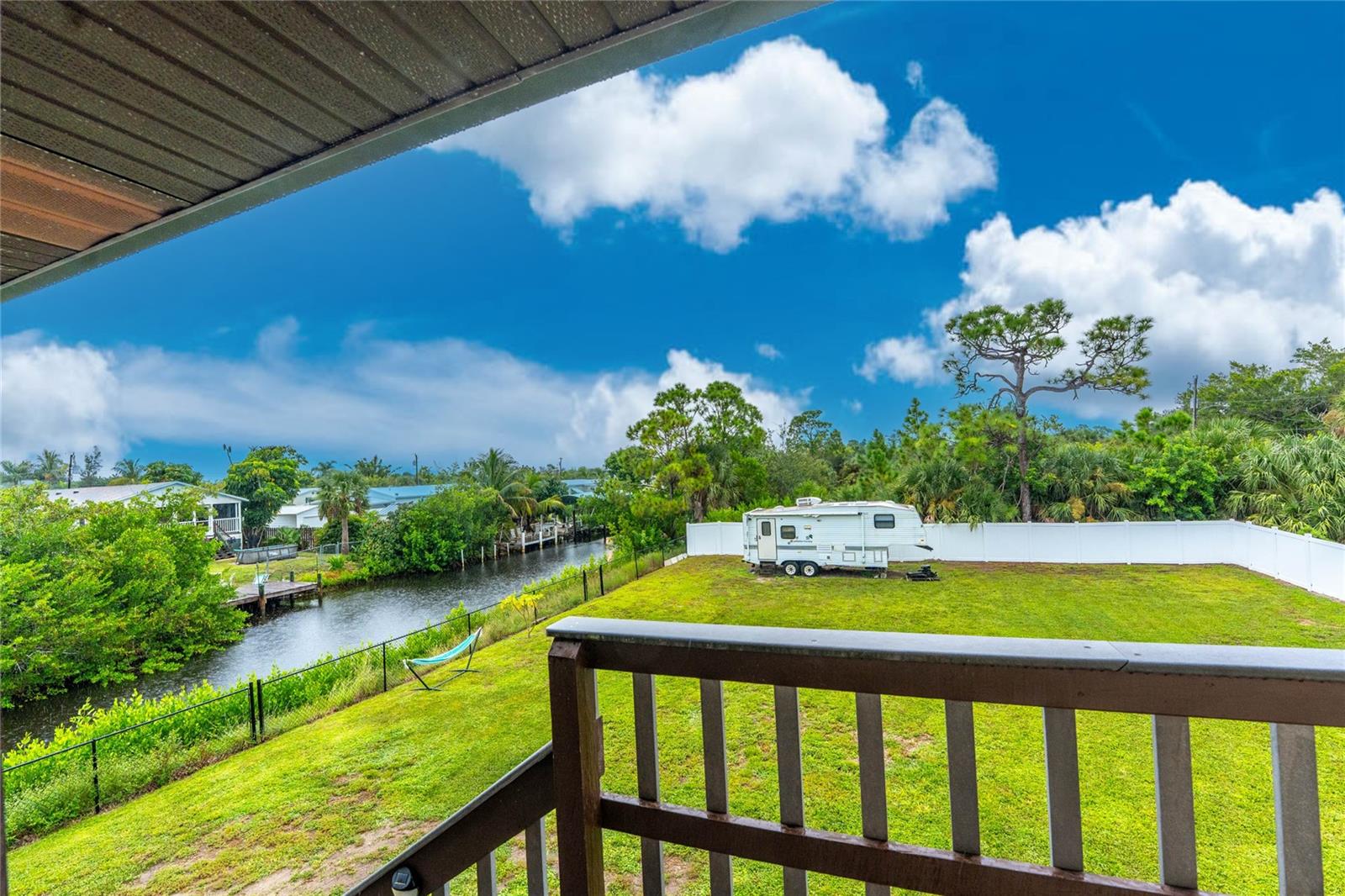 Image 39 of 56 For 3129 Banyan Way