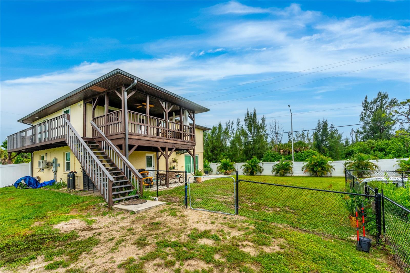 Image 50 of 56 For 3129 Banyan Way