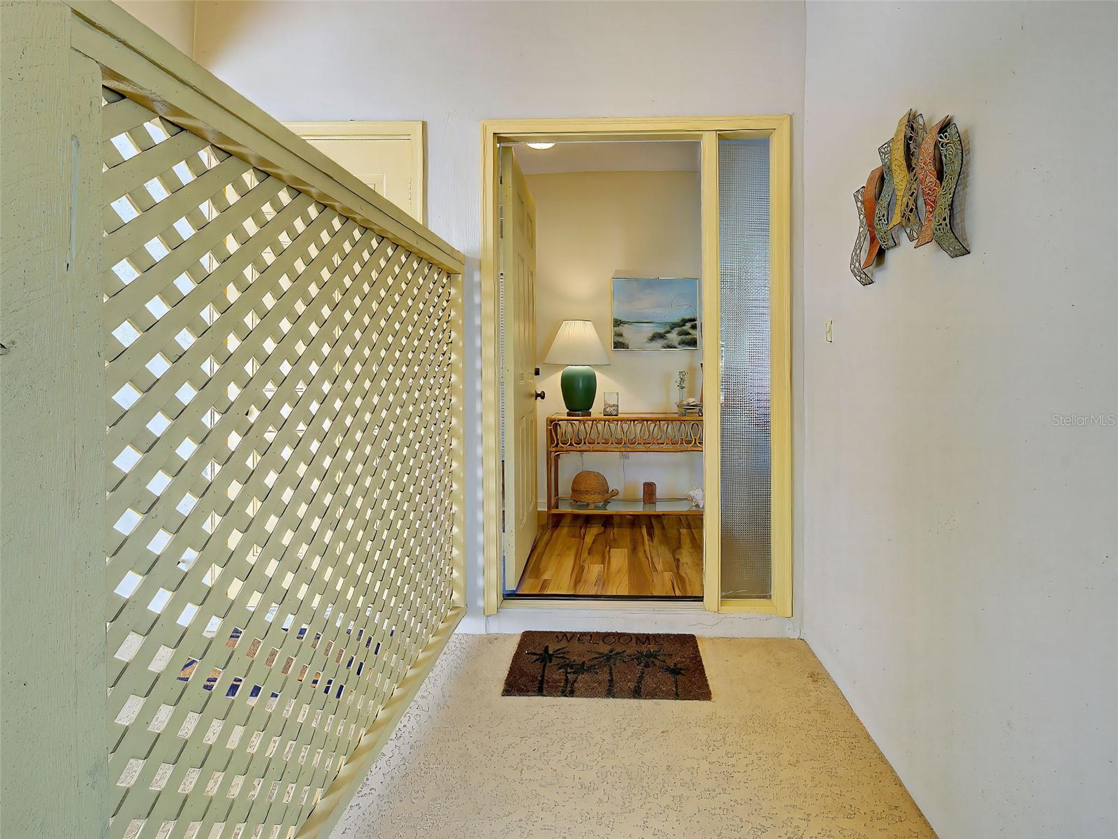 Image 11 of 74 For 220 Southampton Drive  325