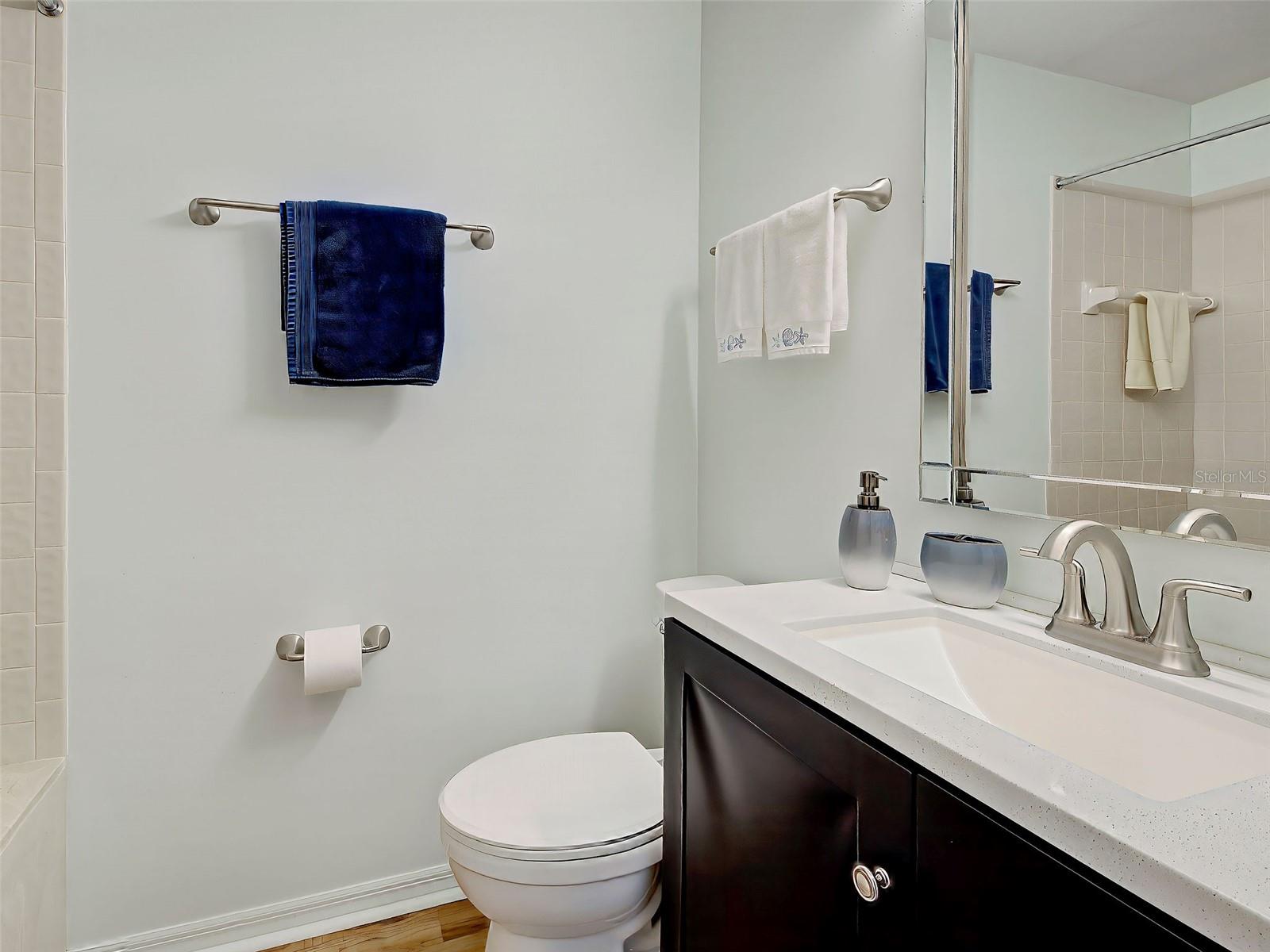 Image 39 of 74 For 220 Southampton Drive  325