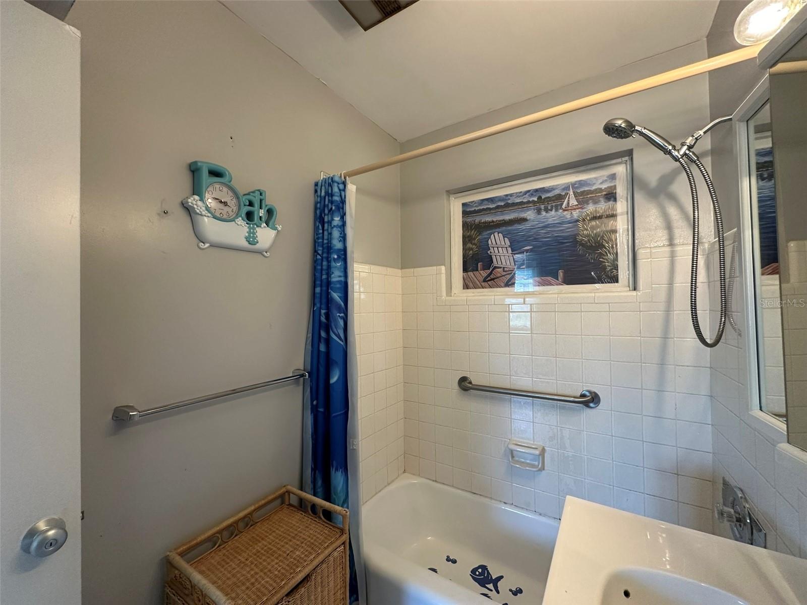 Image 10 of 32 For 8265 Shumock Avenue