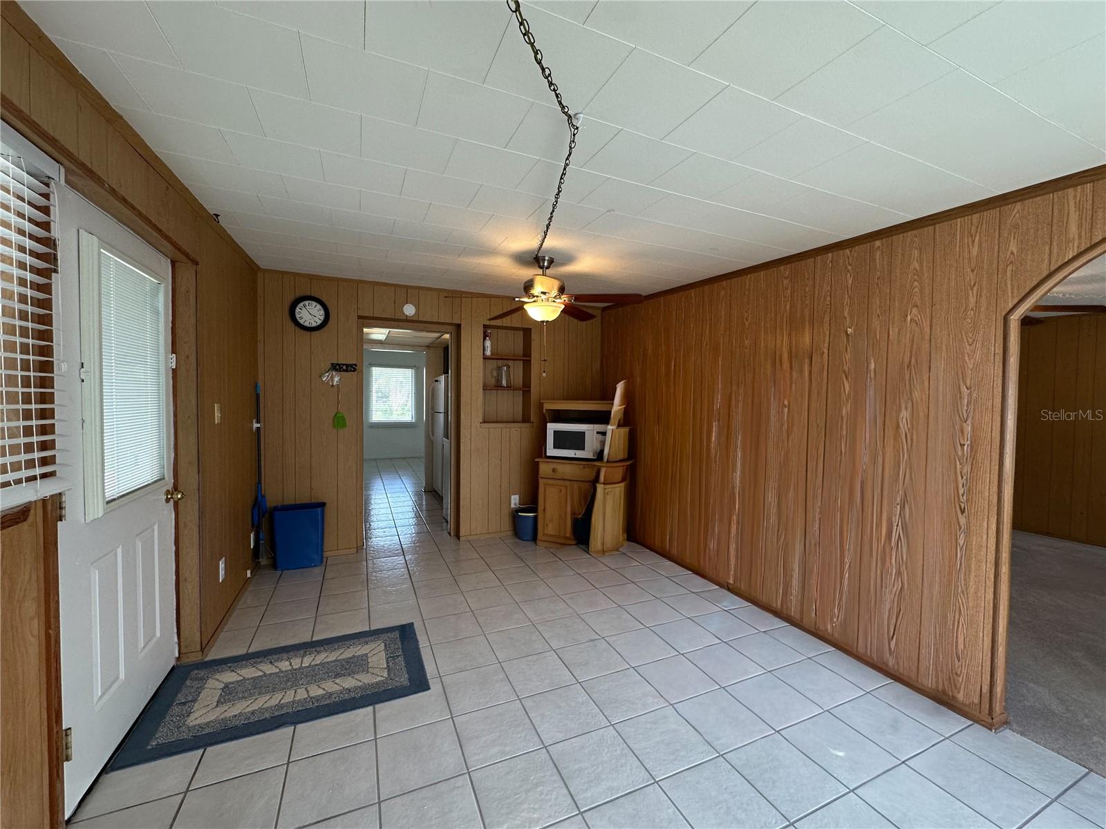 Image 18 of 32 For 8265 Shumock Avenue