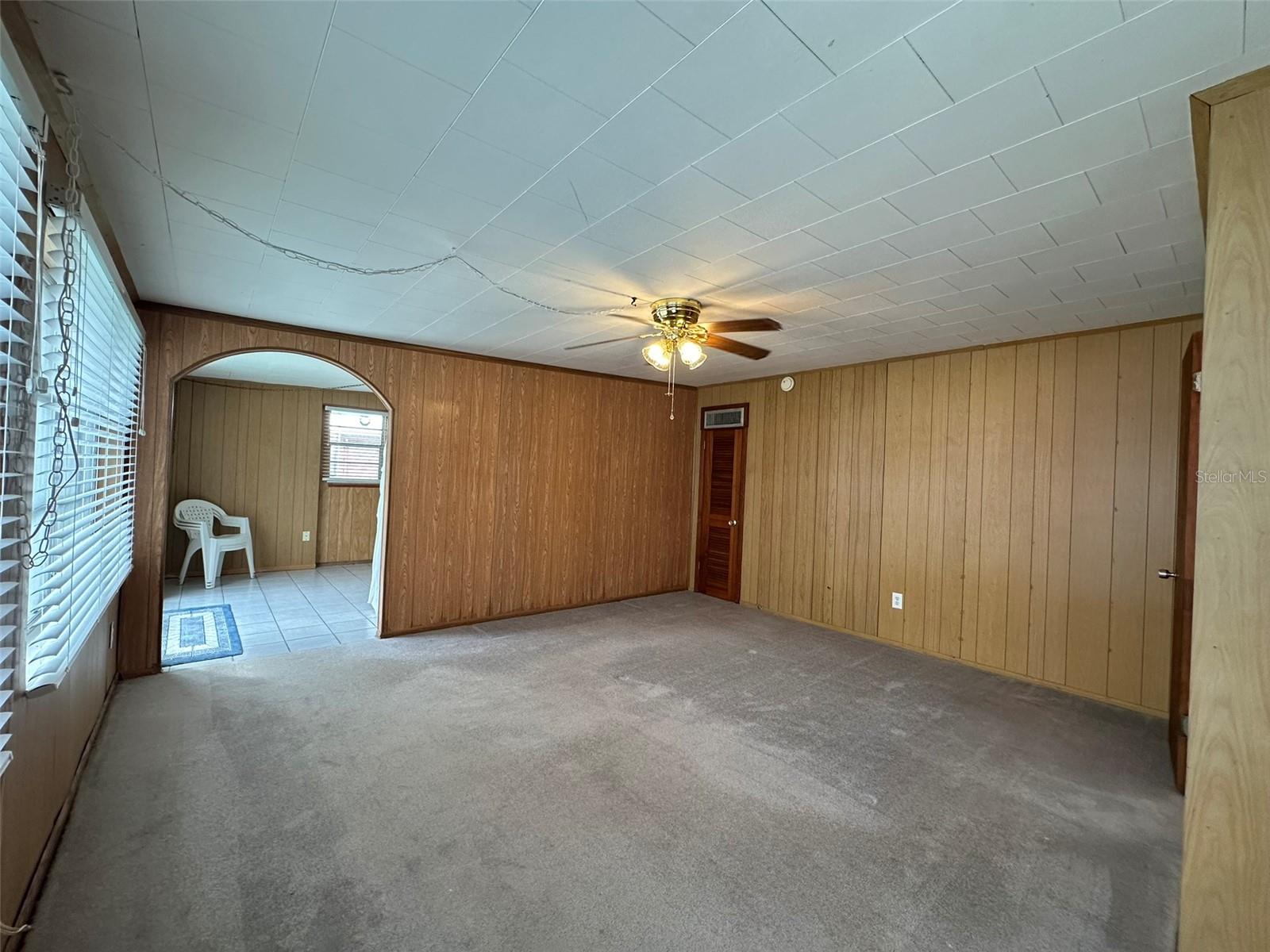 Image 21 of 32 For 8265 Shumock Avenue