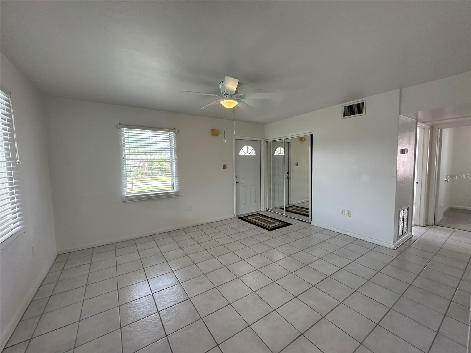Image 6 of 32 For 8265 Shumock Avenue