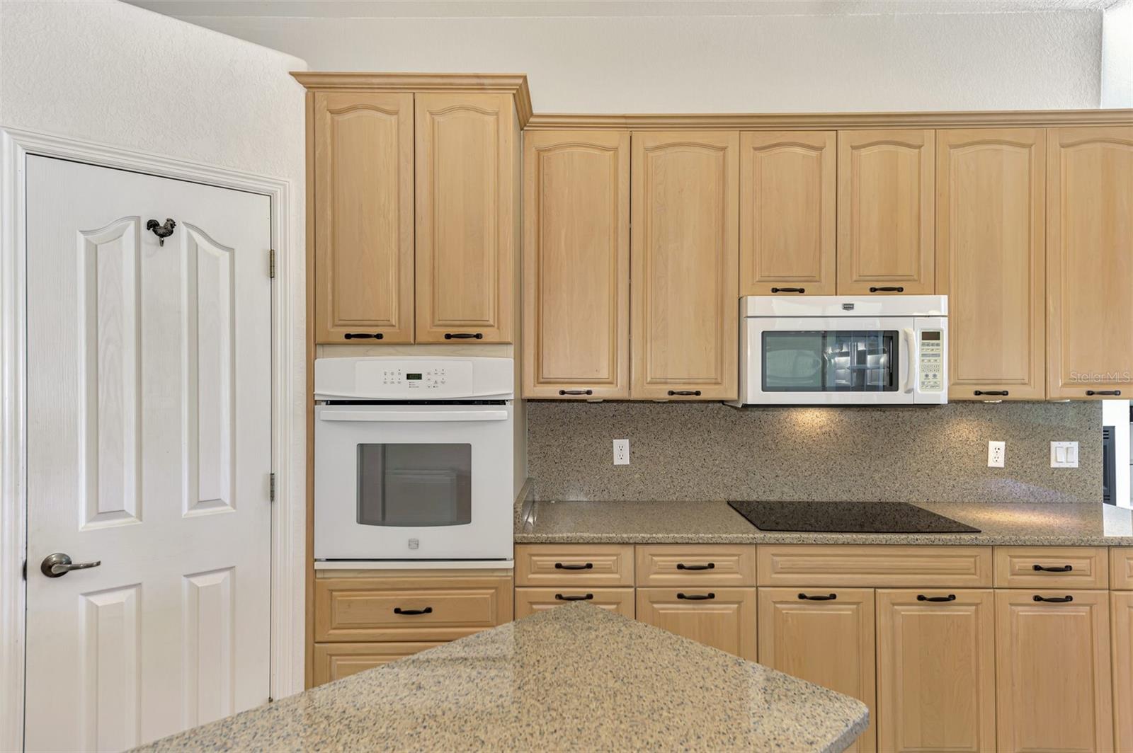 Image 19 of 97 For 3487 Pennyroyal Rd.