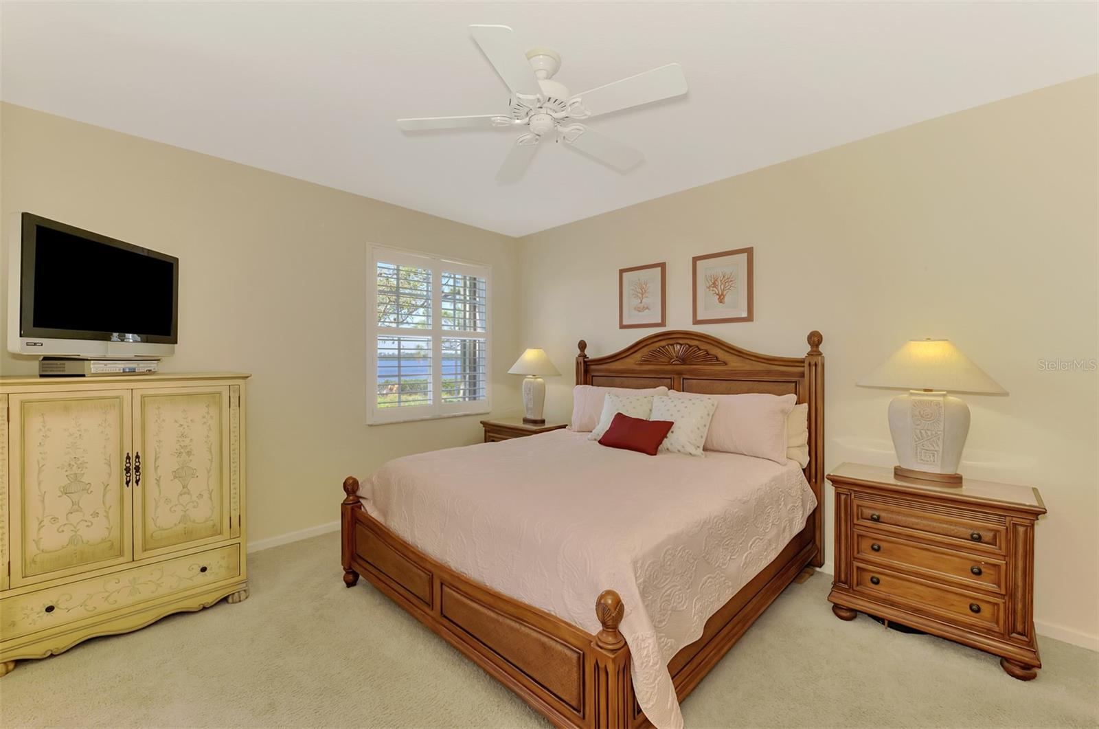 Image 25 of 82 For 4692 Club Drive 101