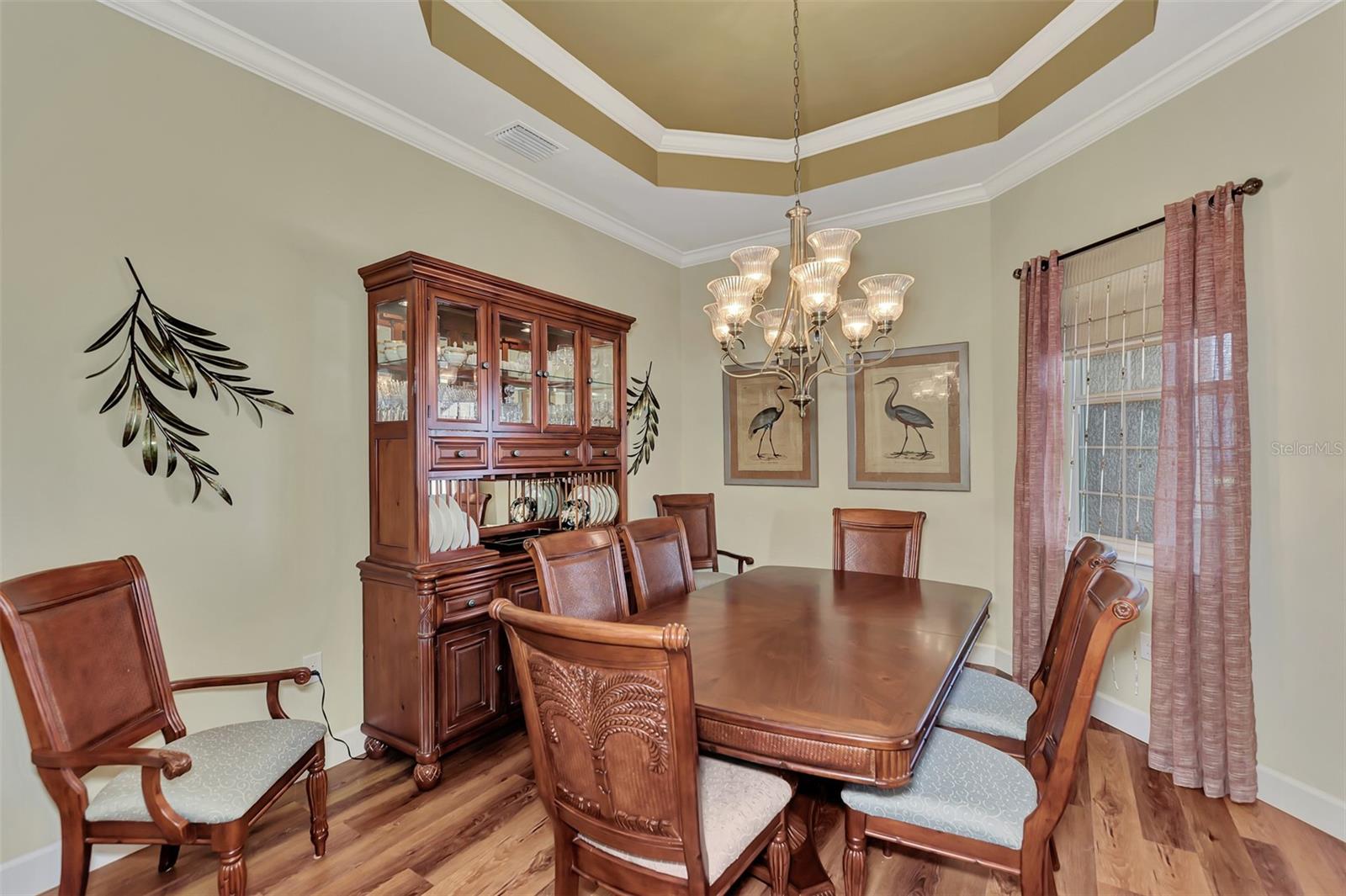 Image 13 of 91 For 13025 Cedar Creek Drive