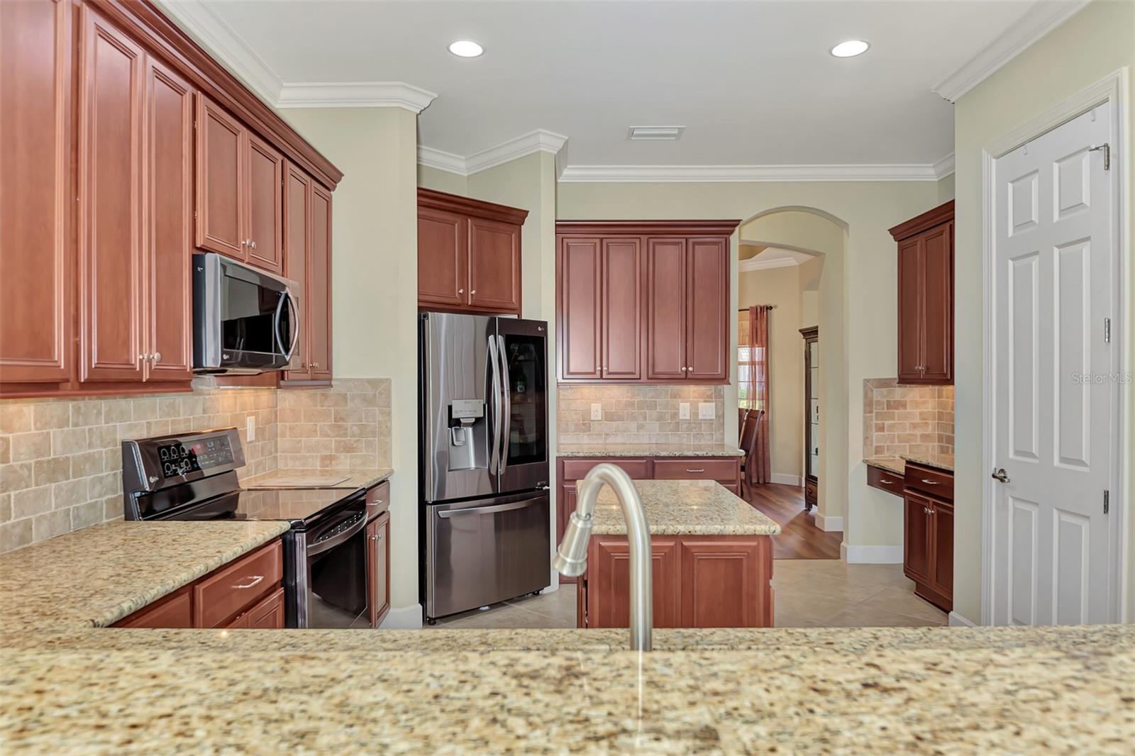 Image 18 of 91 For 13025 Cedar Creek Drive