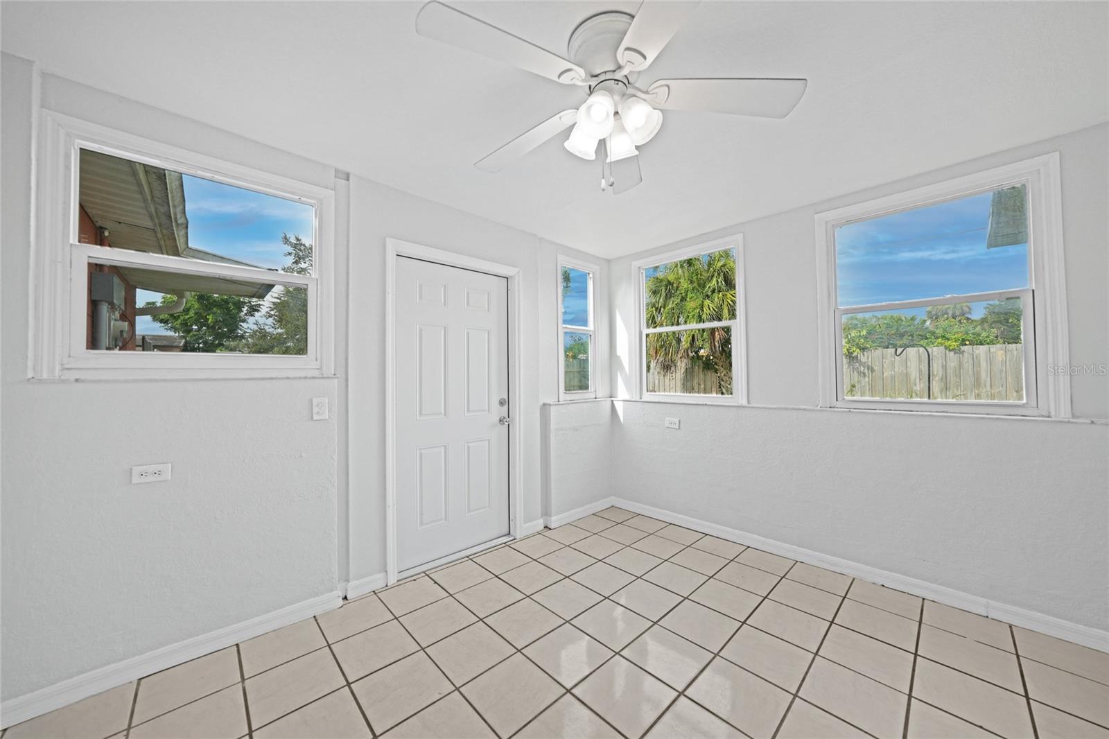 Image 14 of 43 For 2217 Ednor Street