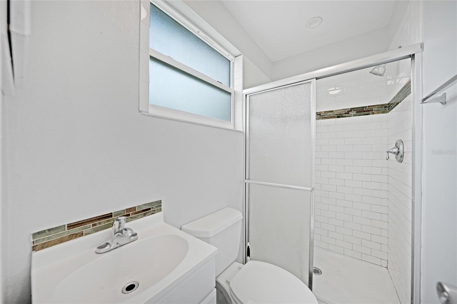 Image 18 of 43 For 2217 Ednor Street