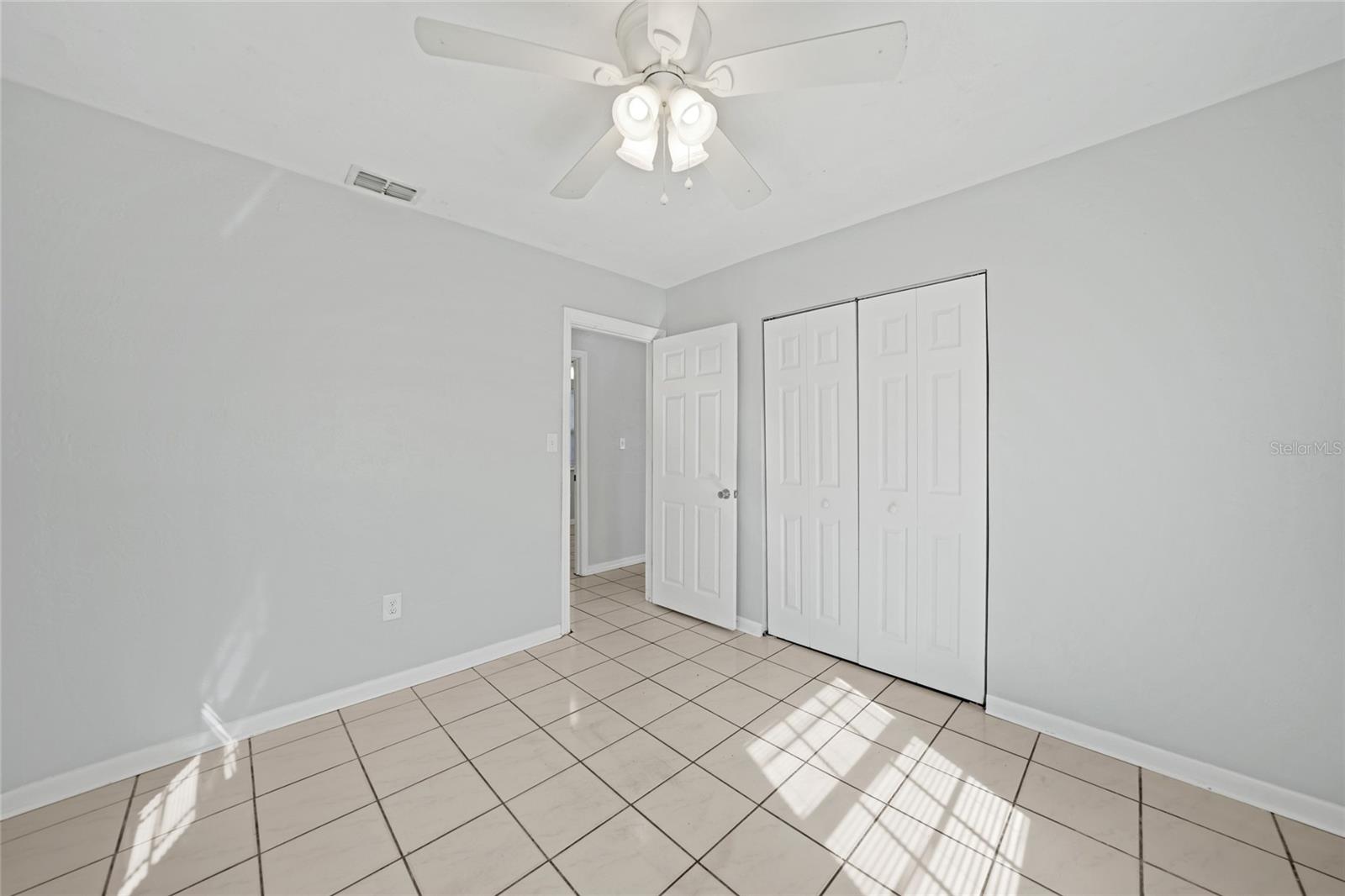 Image 19 of 43 For 2217 Ednor Street