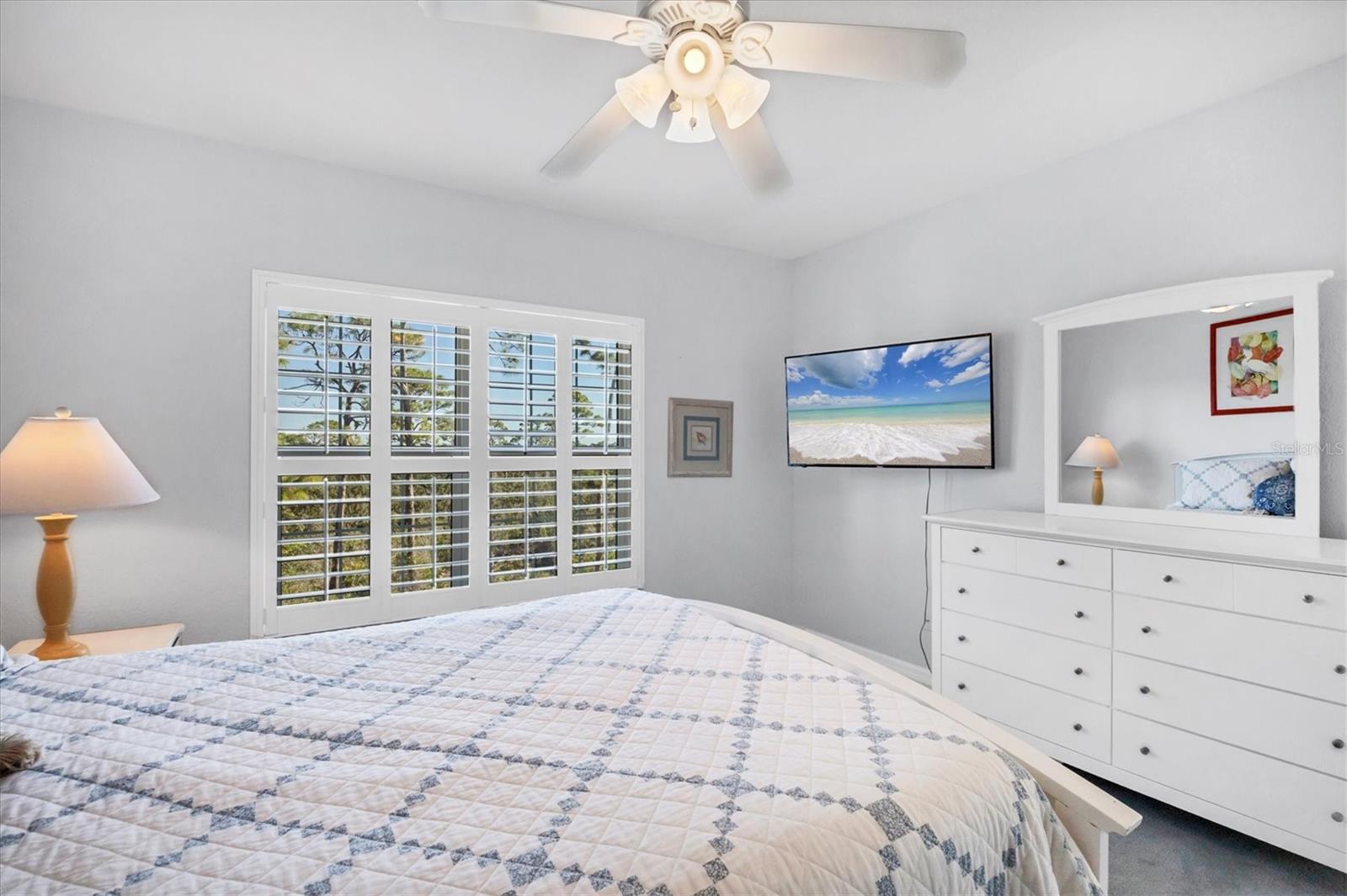 Image 15 of 40 For 8413 Placida Road 308
