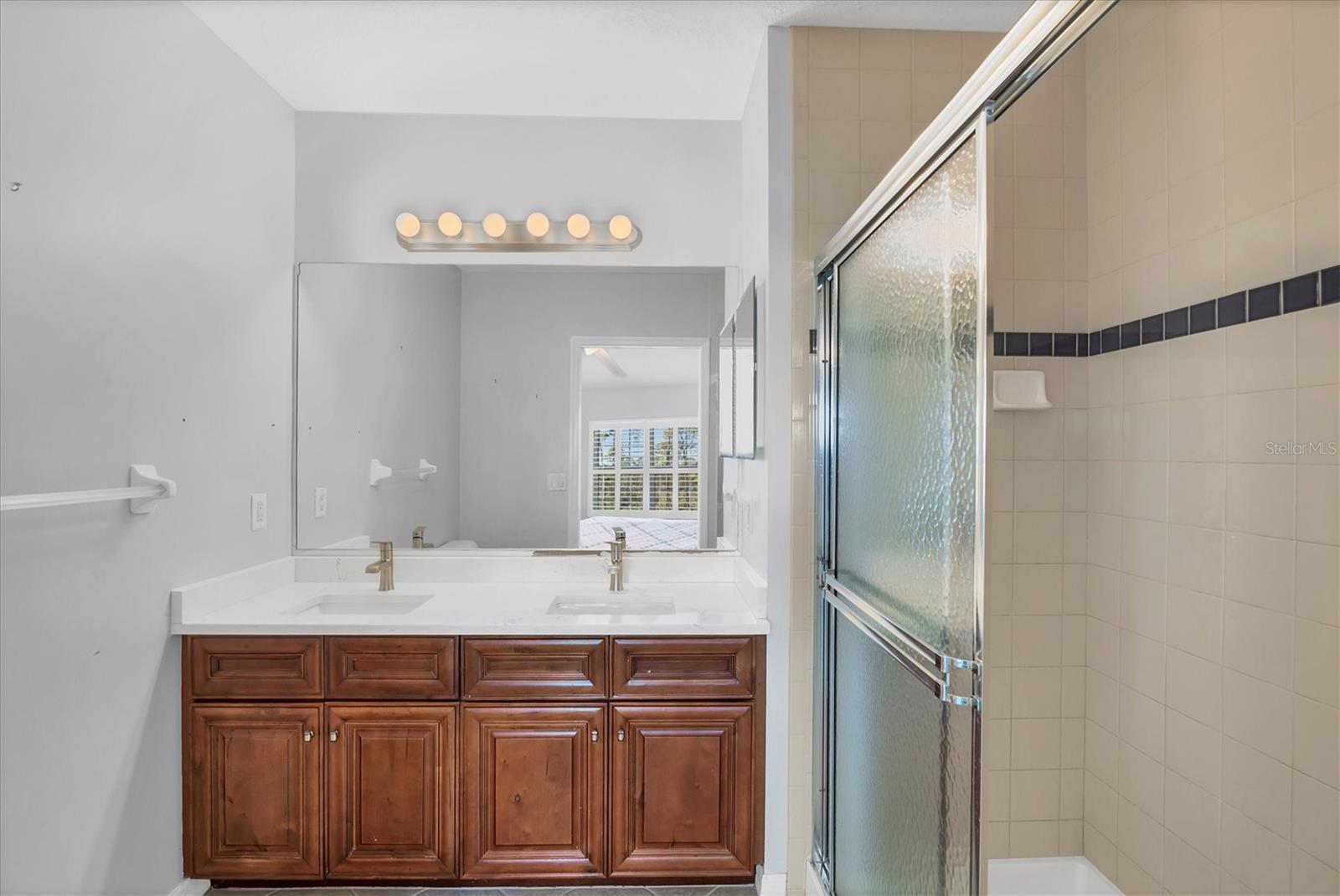 Image 17 of 40 For 8413 Placida Road 308