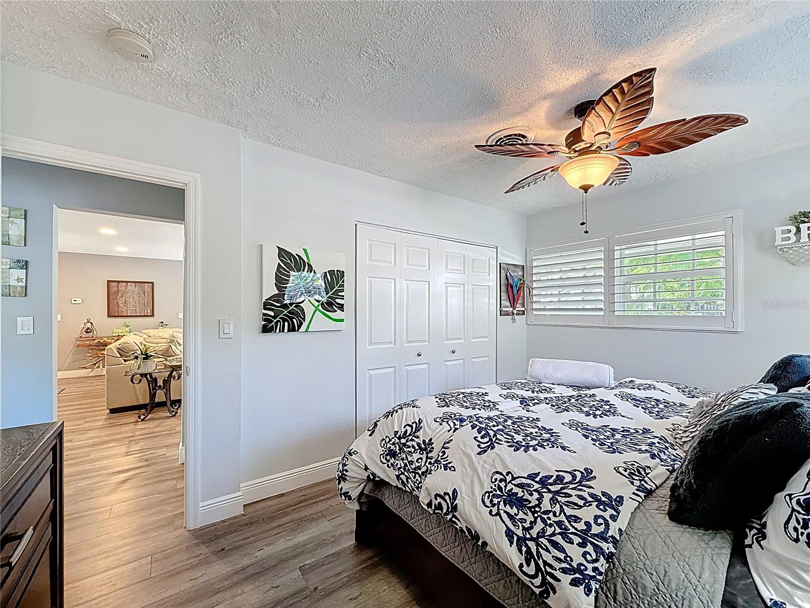 Image 43 of 79 For 1631 60th Street