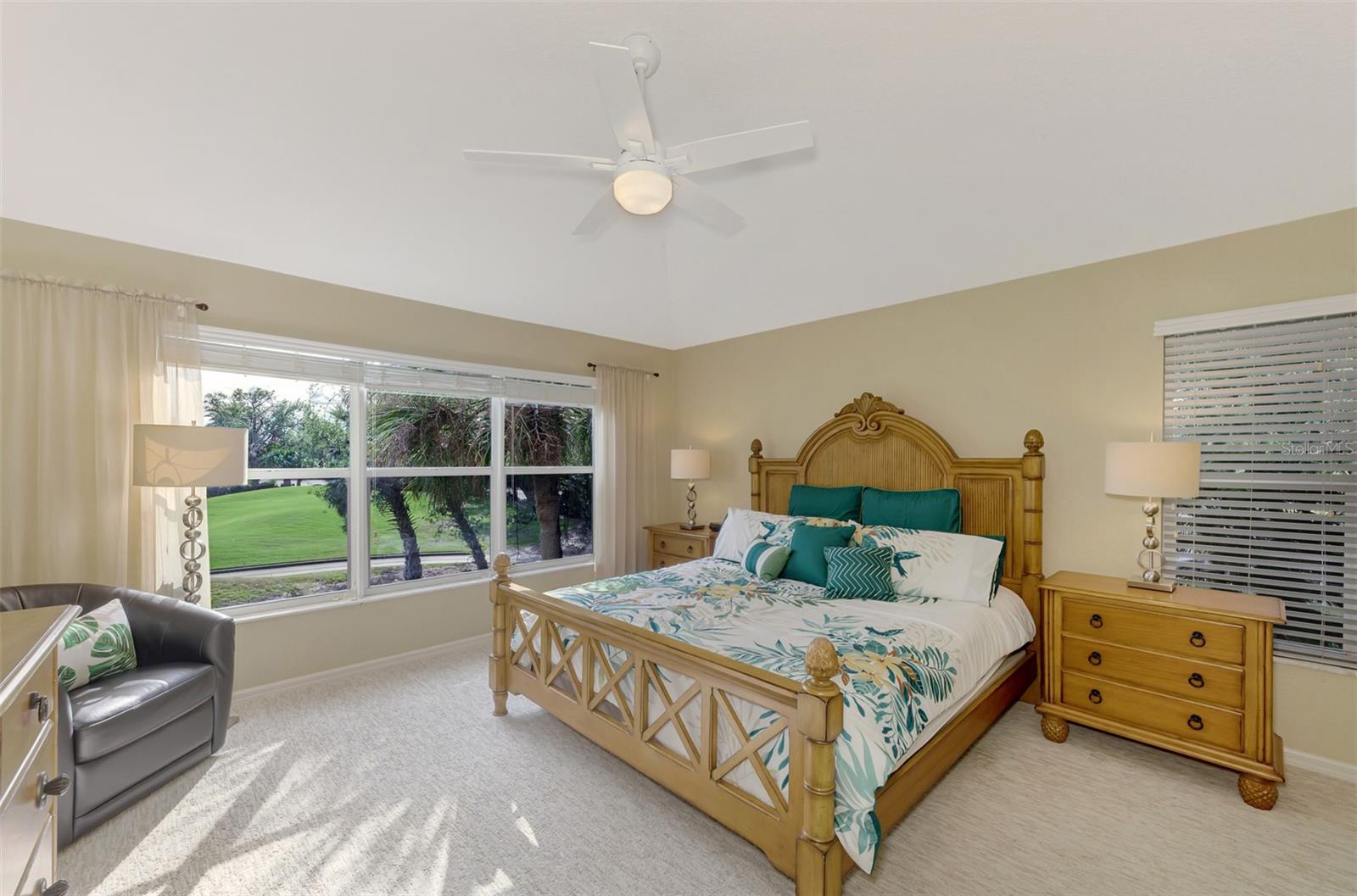 Image 21 of 66 For 14049 Willow Glen Court 242