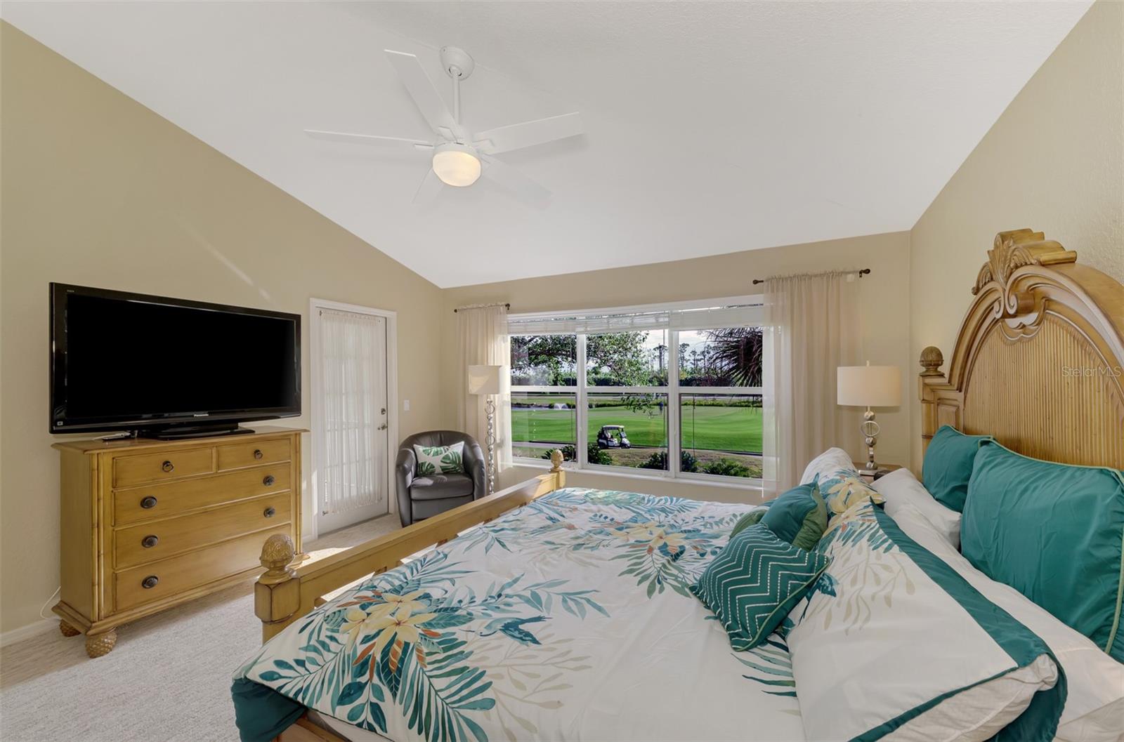 Image 22 of 66 For 14049 Willow Glen Court 242