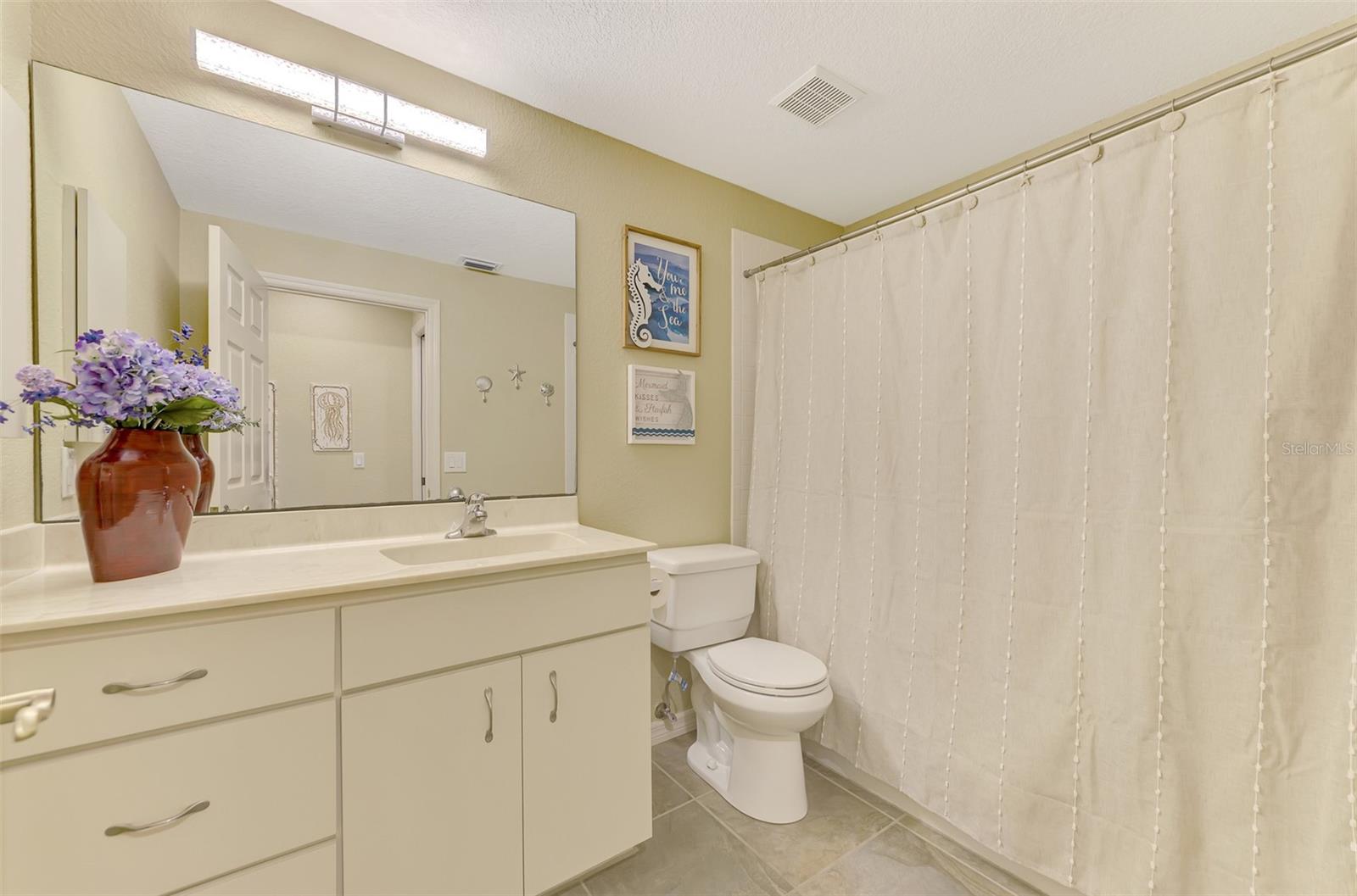Image 31 of 66 For 14049 Willow Glen Court 242