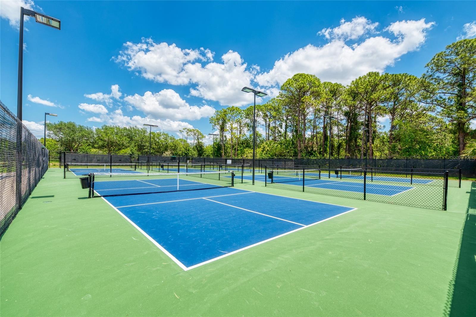 Image 55 of 66 For 14049 Willow Glen Court 242