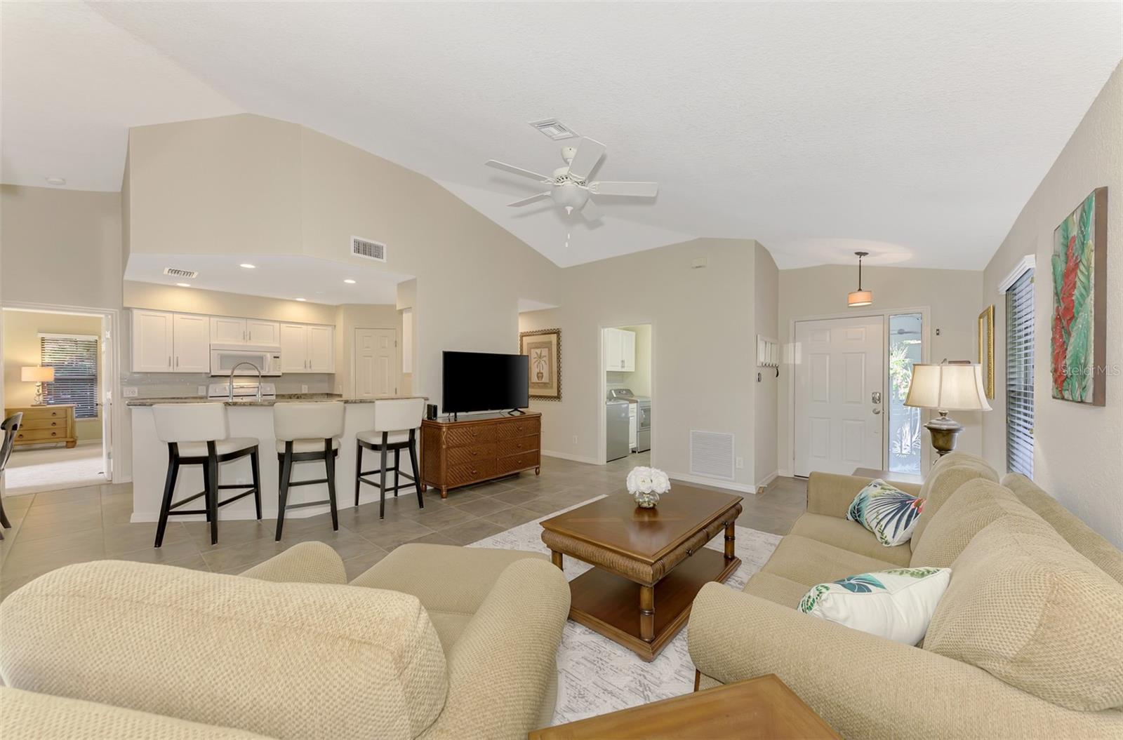 Image 9 of 66 For 14049 Willow Glen Court 242