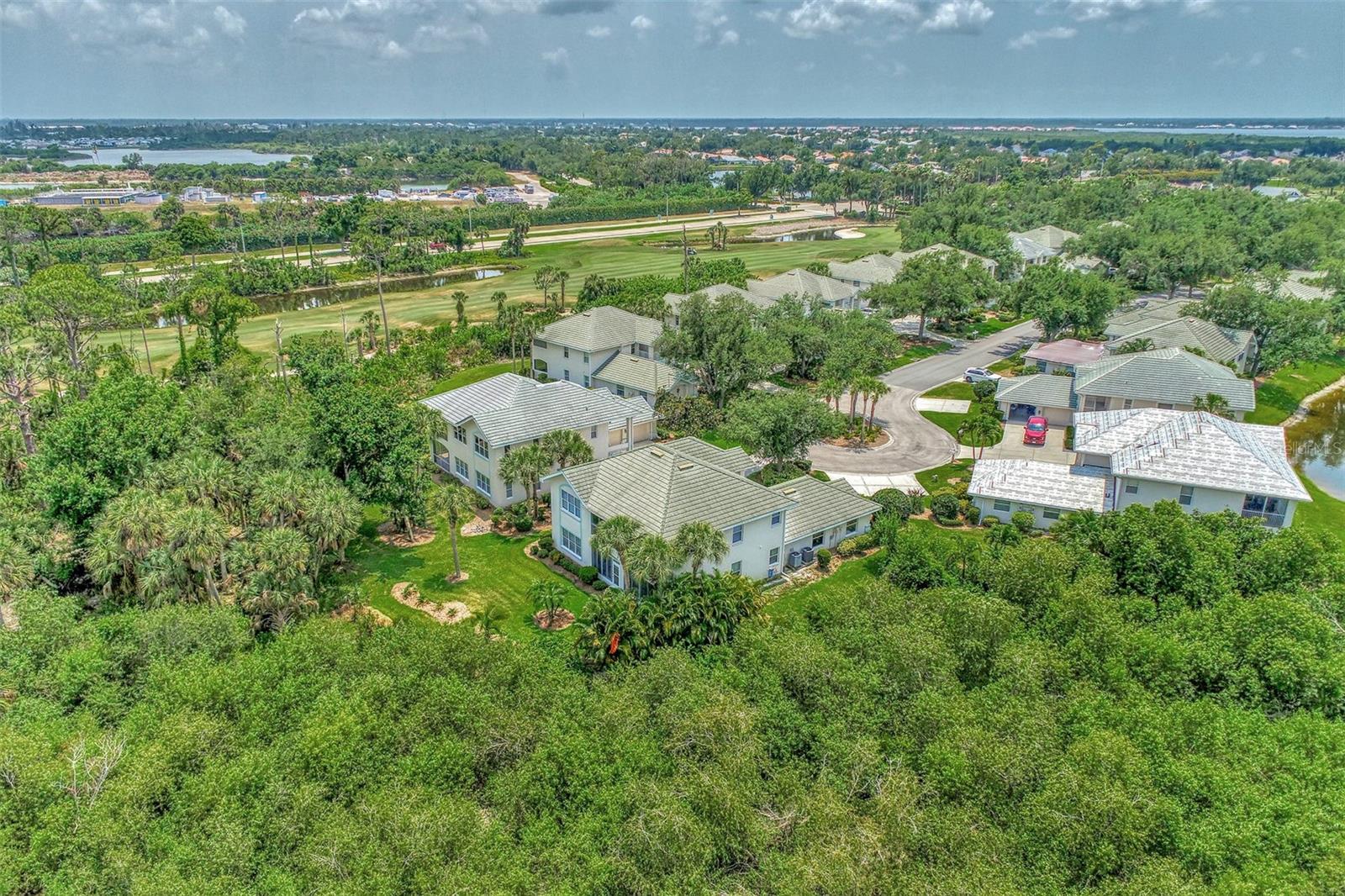 Image 39 of 68 For 14080 Willow Glen Court 233