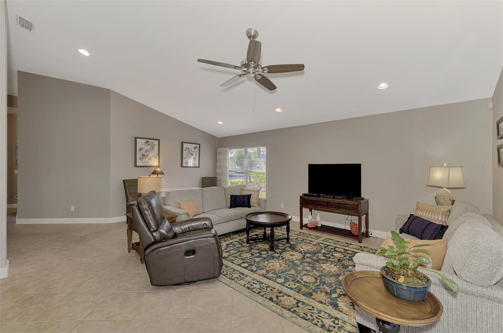 Image 12 of 69 For 14394 Silver Lakes Circle