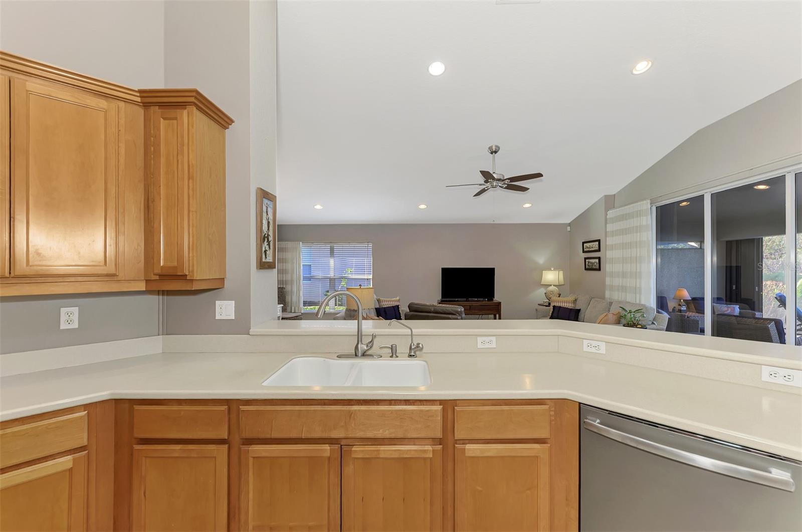 Image 19 of 69 For 14394 Silver Lakes Circle