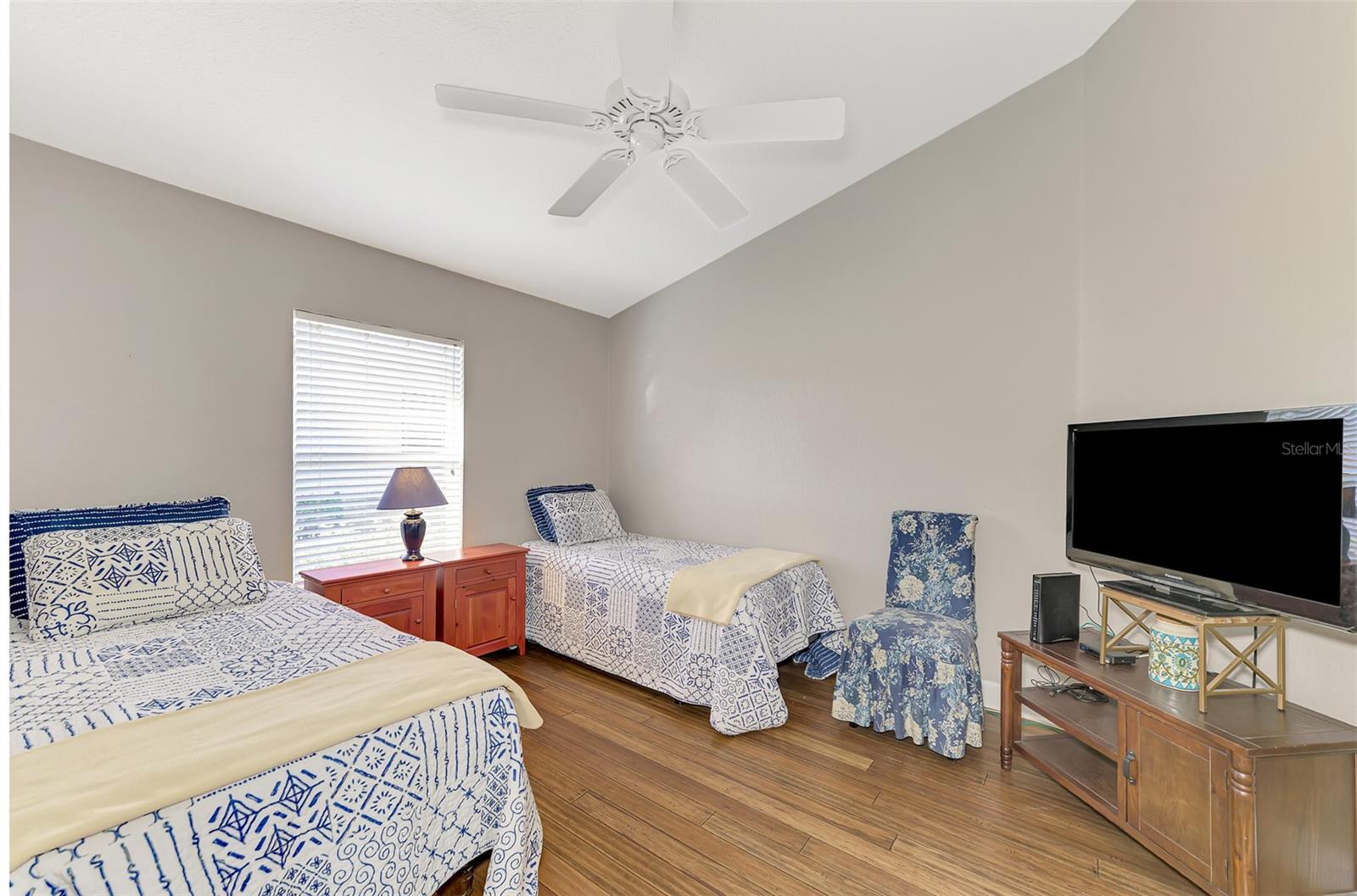 Image 31 of 69 For 14394 Silver Lakes Circle