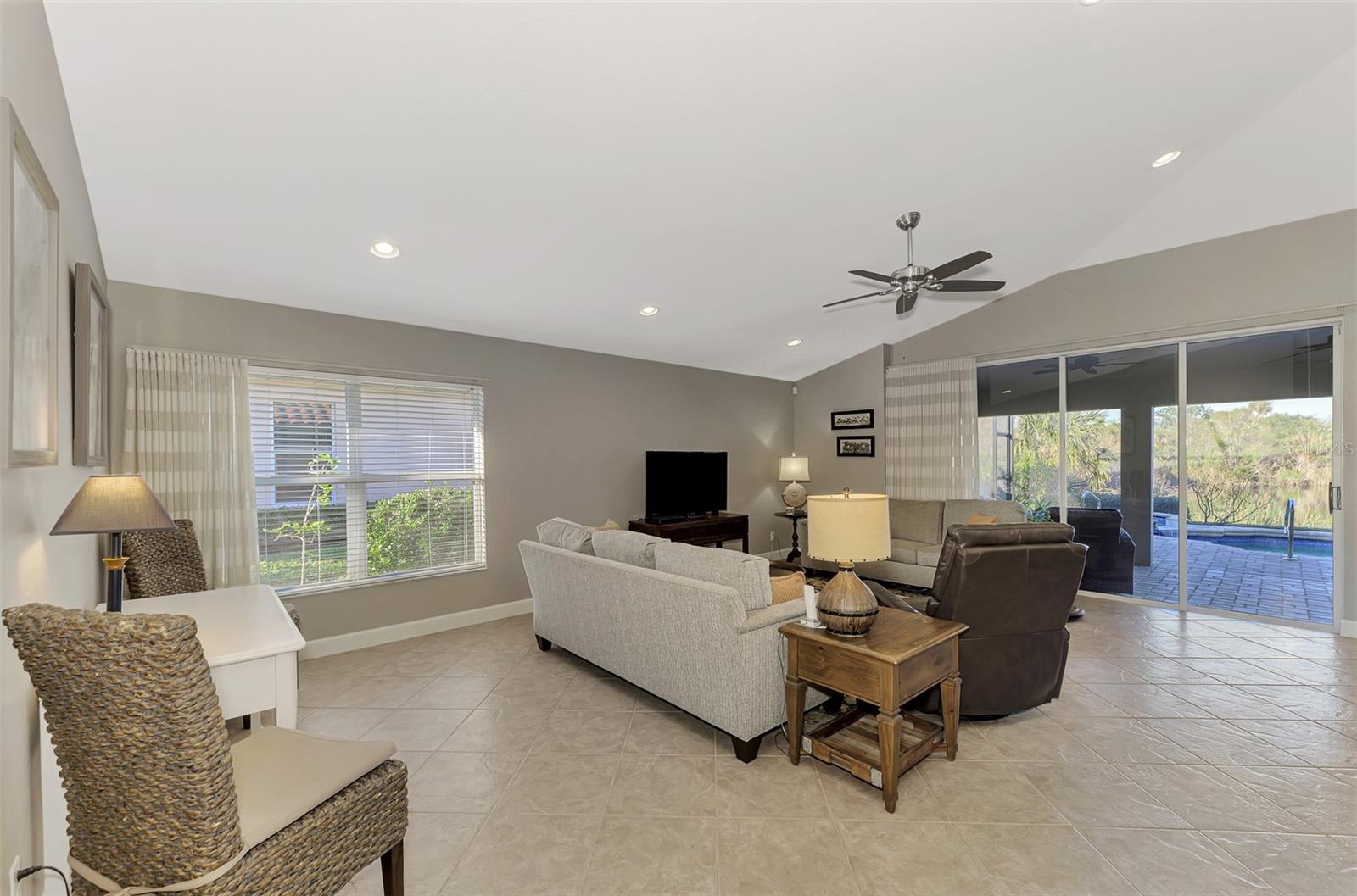 Image 9 of 69 For 14394 Silver Lakes Circle