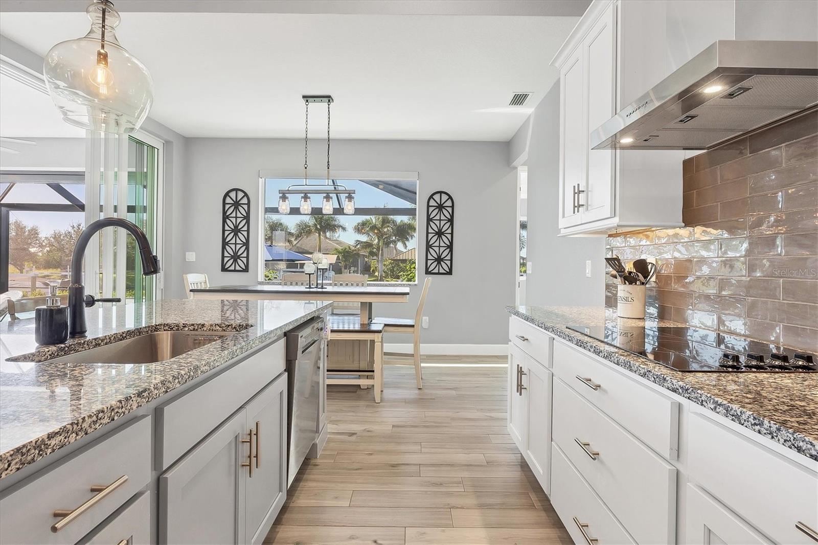 Image 12 of 50 For 15308 Acorn Circle