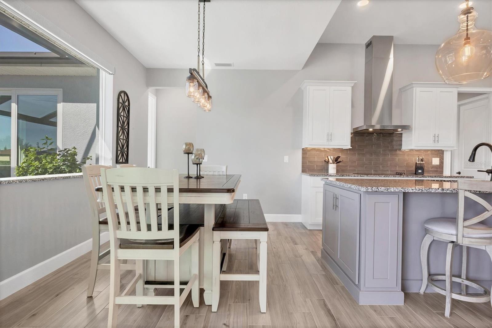 Image 14 of 50 For 15308 Acorn Circle