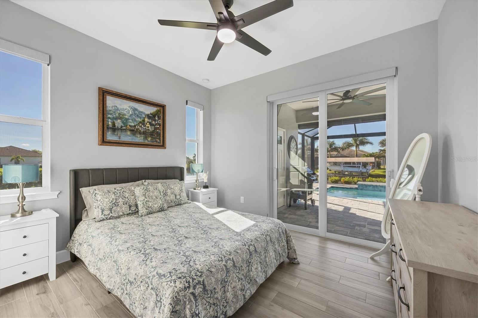 Image 26 of 50 For 15308 Acorn Circle