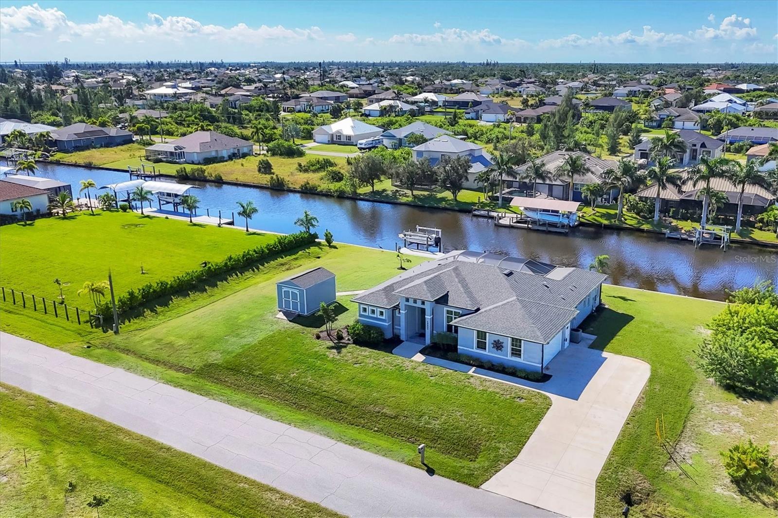 Image 42 of 50 For 15308 Acorn Circle