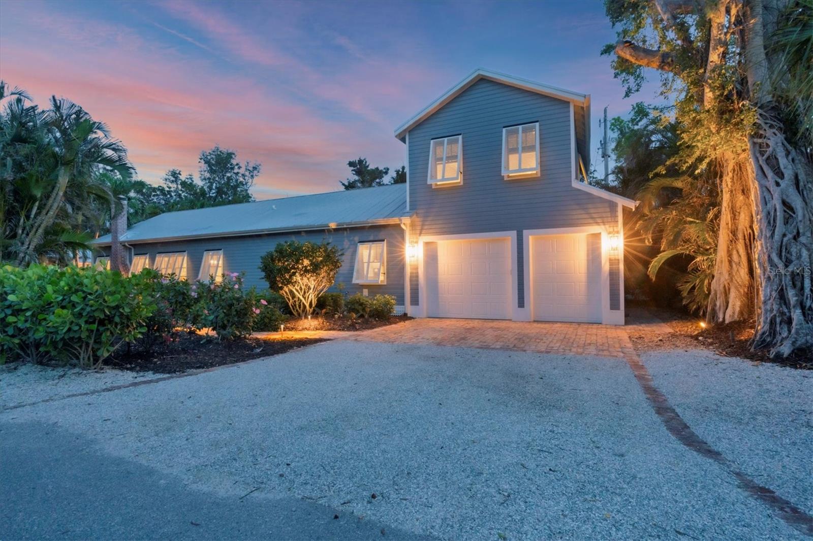 Image 3 of 38 For 291 Palm Avenue