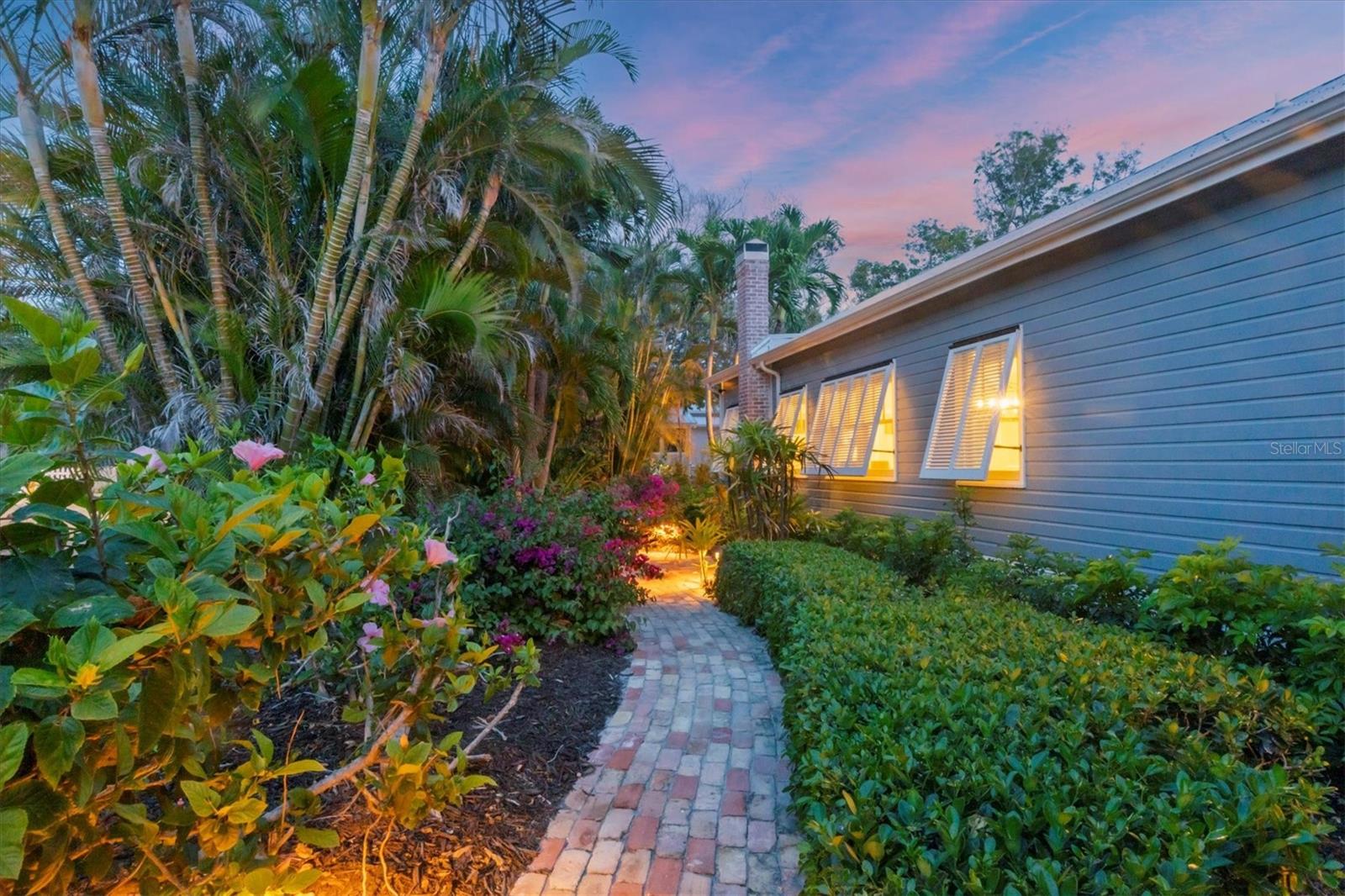 Image 31 of 38 For 291 Palm Avenue