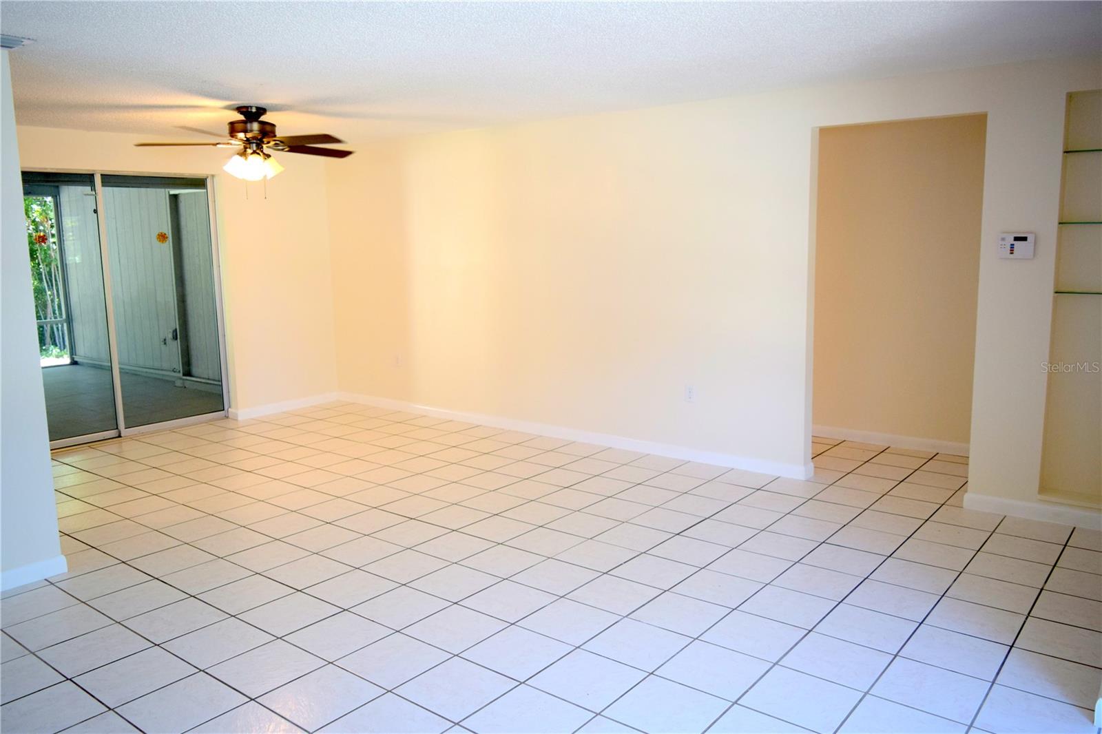 Image 4 of 16 For 1639 Manor Road