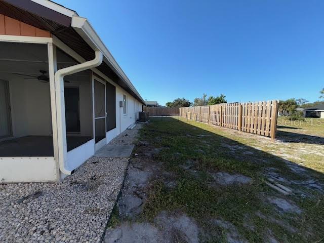 Image 39 of 40 For 654 Harvey Street