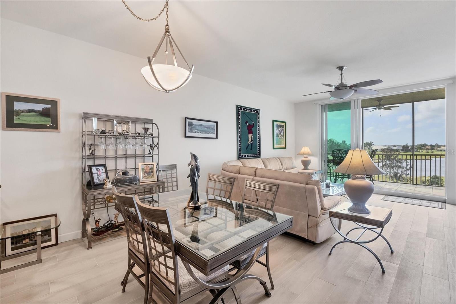 Image 23 of 47 For 10045 Links Lane 304