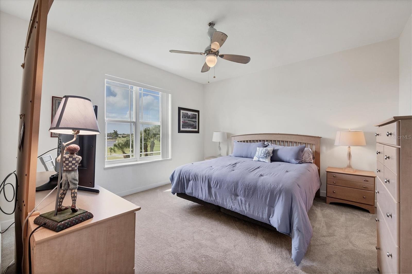 Image 26 of 47 For 10045 Links Lane 304