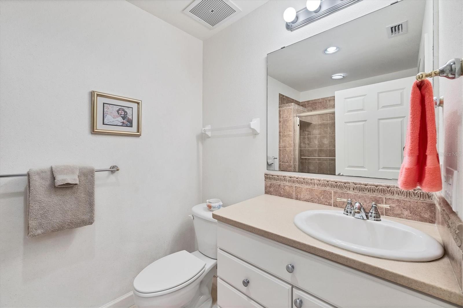 Image 32 of 47 For 10045 Links Lane 304