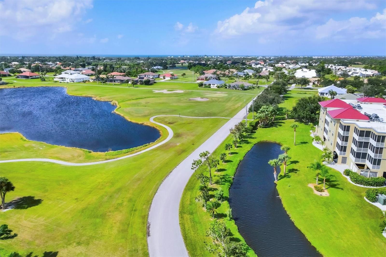 Image 41 of 47 For 10045 Links Lane 304