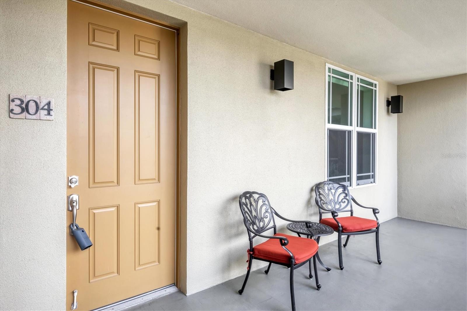 Image 9 of 47 For 10045 Links Lane 304